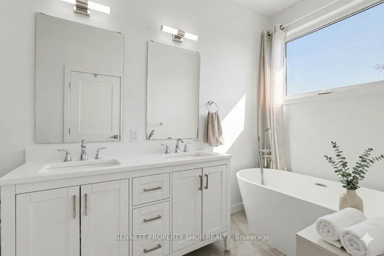 Photo 5 of 139 Duford Street, Ottawa, Vanier — HOMEH