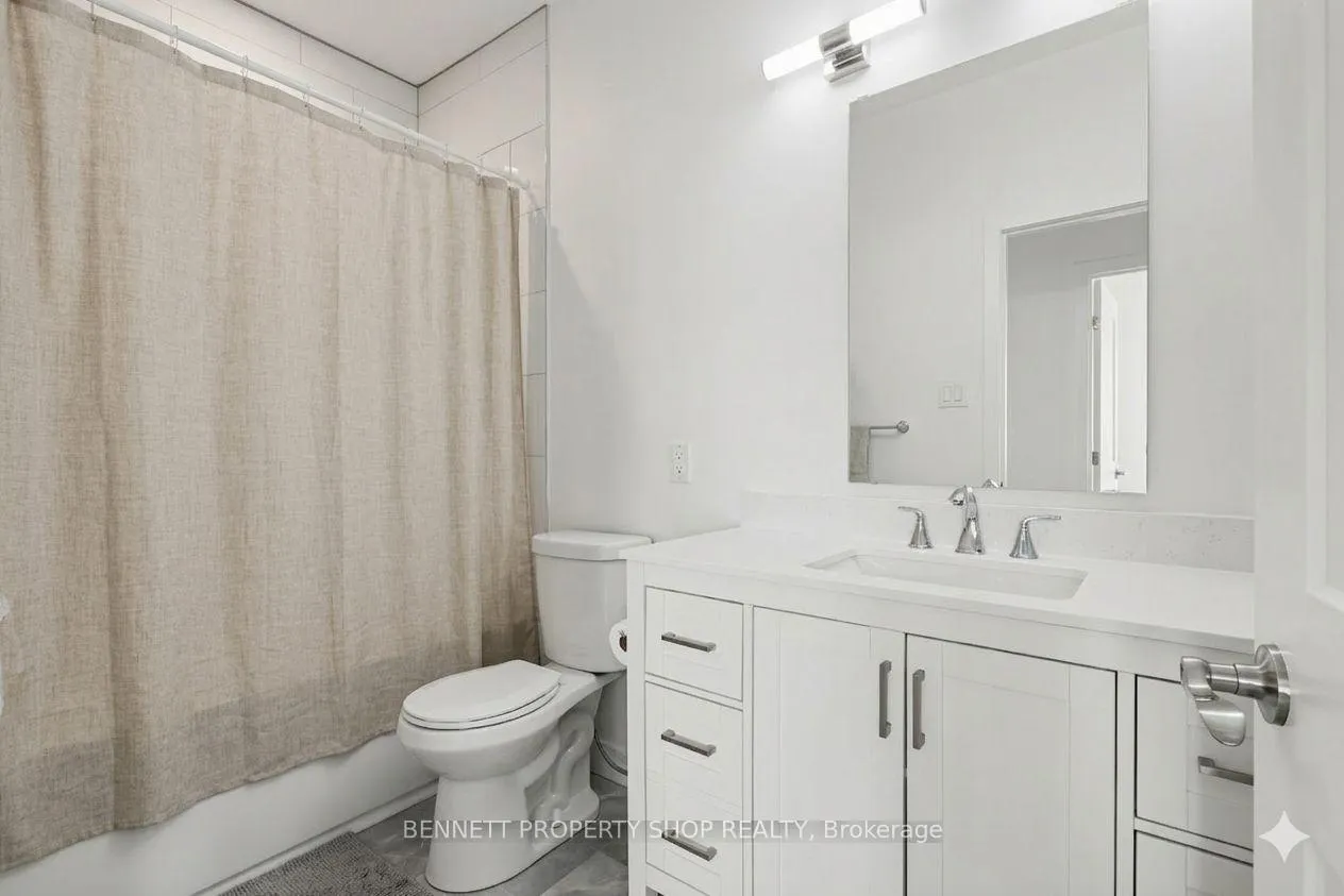 Photo 8 of 139 Duford Street, Ottawa, Vanier — HOMEH
