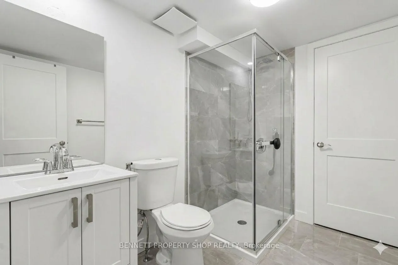 Photo 11 of 139 Duford Street, Ottawa, Vanier — HOMEH