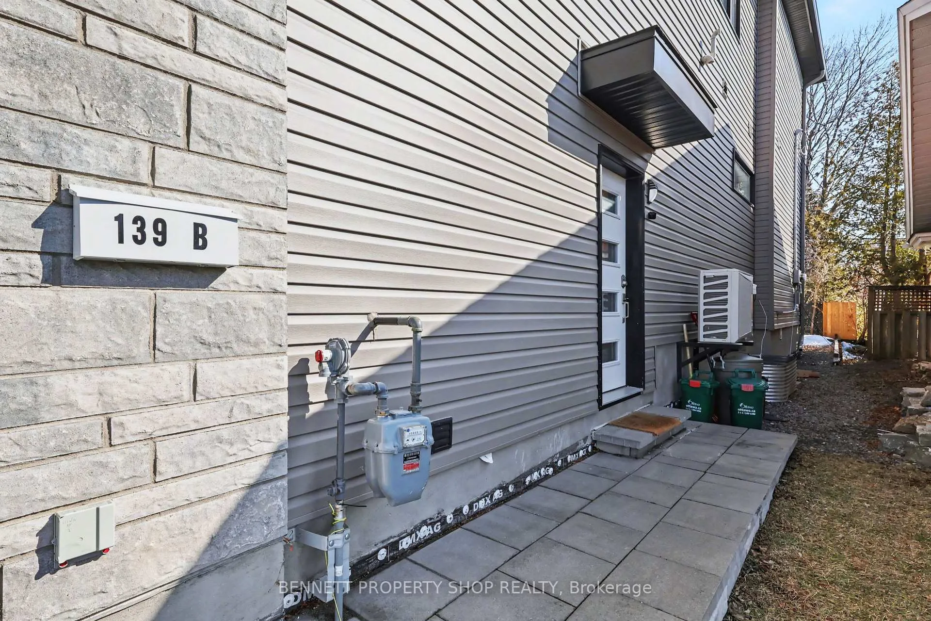 Photo 12 of 139 Duford Street, Ottawa, Vanier — HOMEH