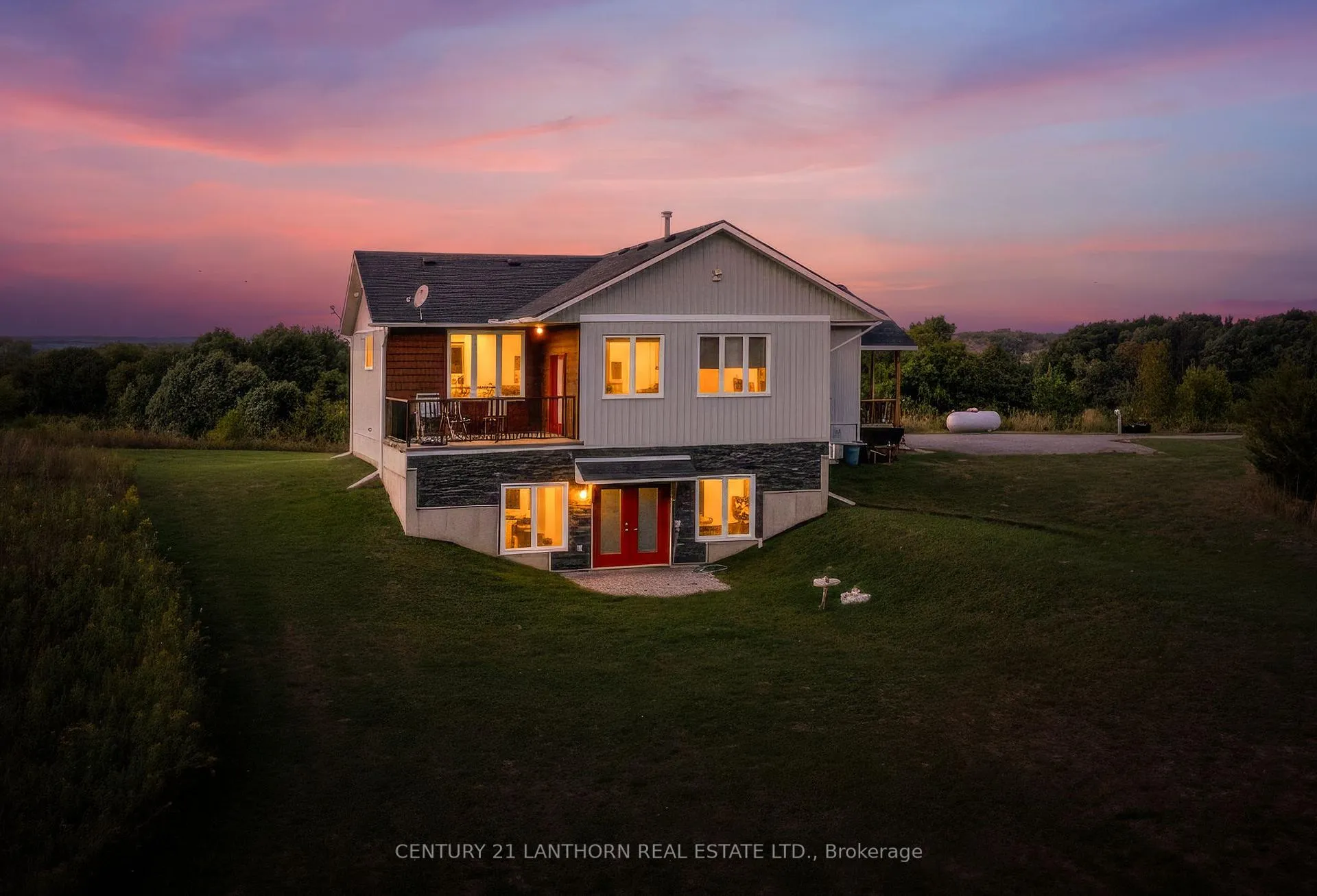 Photo 1 of 581 Frankford Road, Quinte West, Frankford Ward — HOMEH