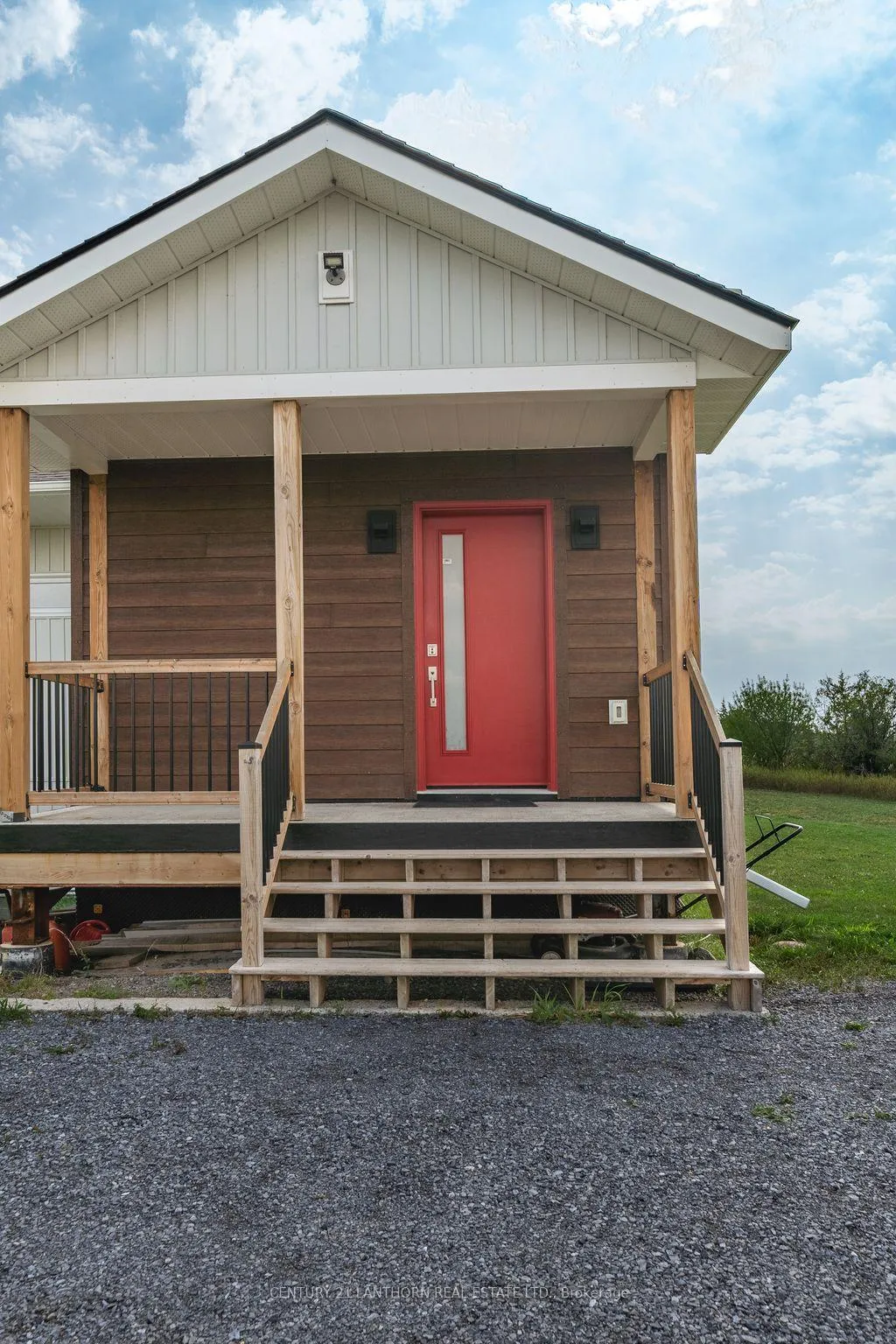 Photo 6 of 581 Frankford Road, Quinte West, Frankford Ward — HOMEH