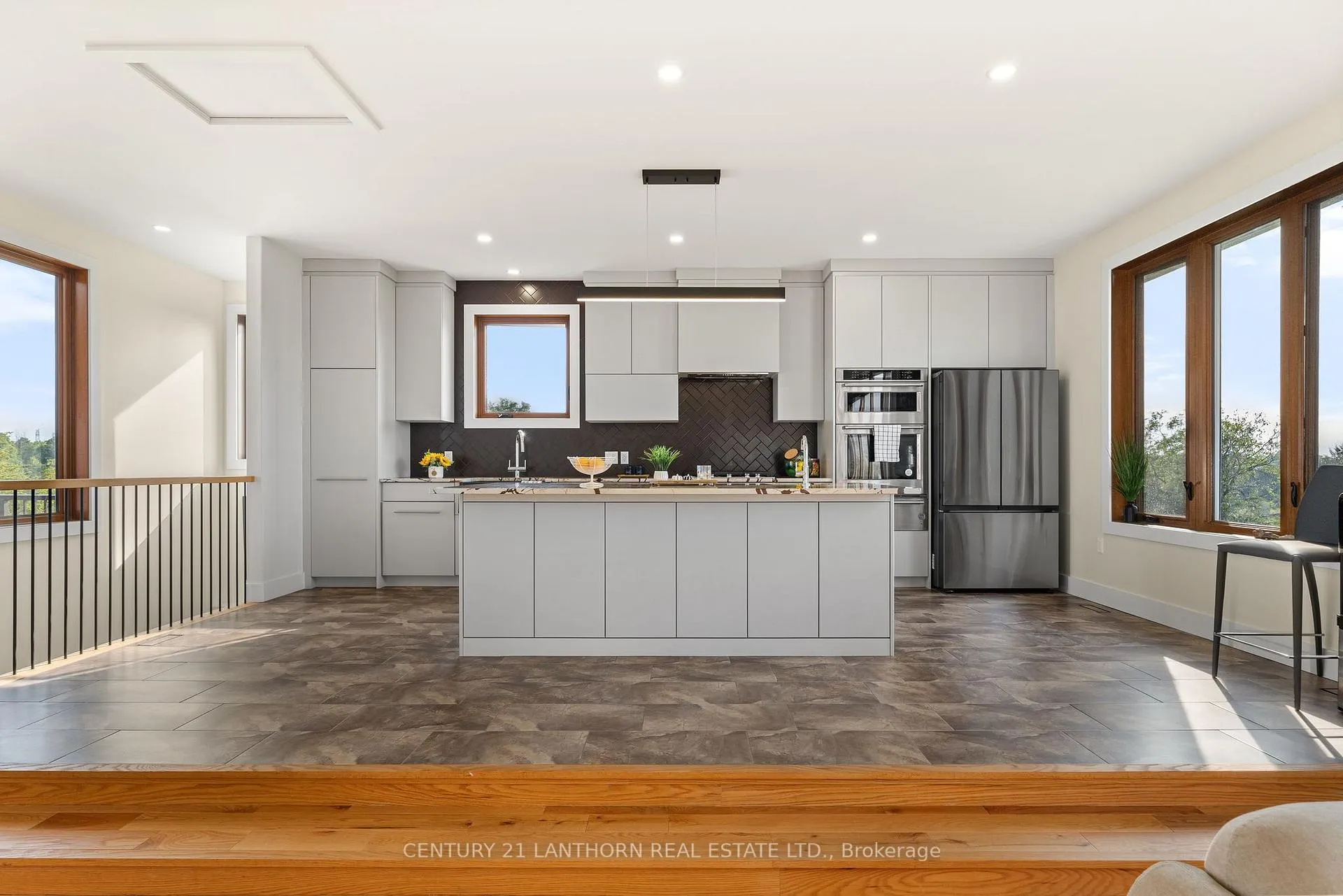 Photo 14 of 581 Frankford Road, Quinte West, Frankford Ward — HOMEH