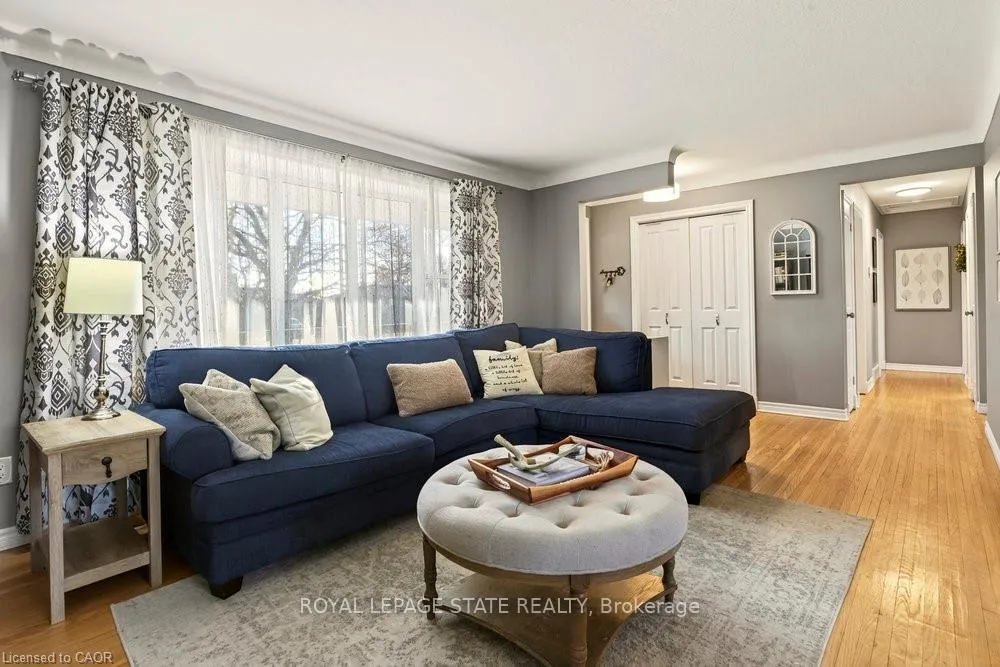 Photo 4 of 7 Prince Charles Drive, St. Catharines, Lakeport — HOMEH
