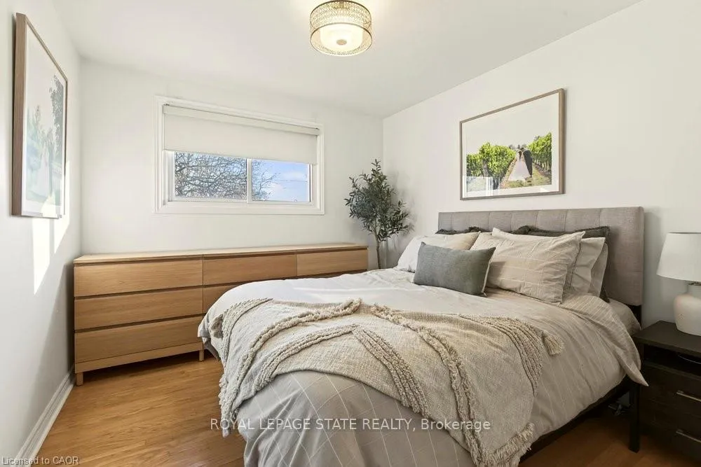 Photo 16 of 7 Prince Charles Drive, St. Catharines, Lakeport — HOMEH