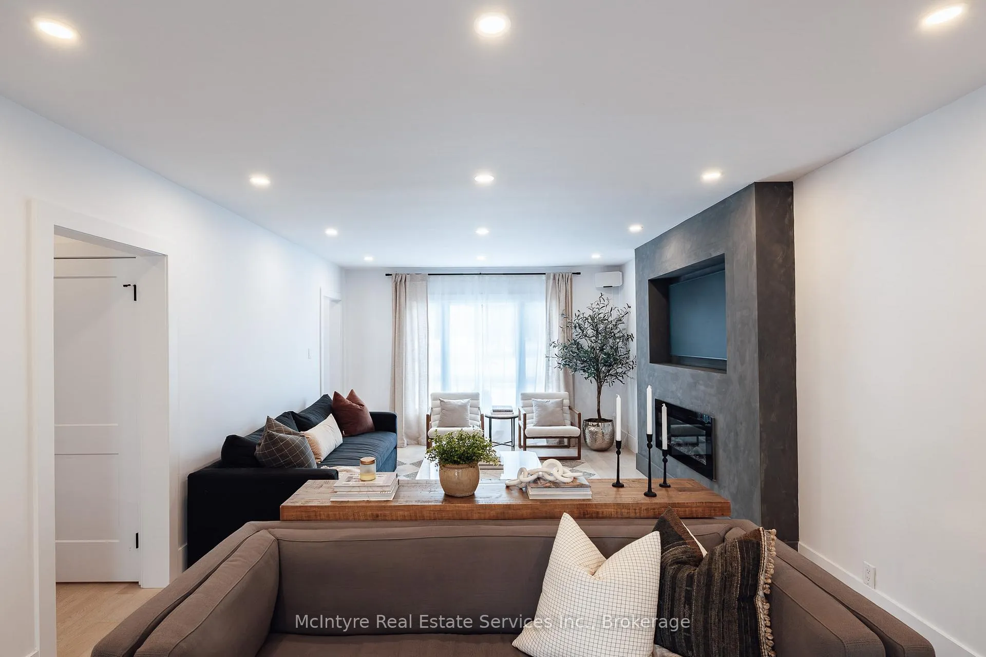 Photo 8 of 62 Lang Crescent, Kitchener, Bridgeport — HOMEH