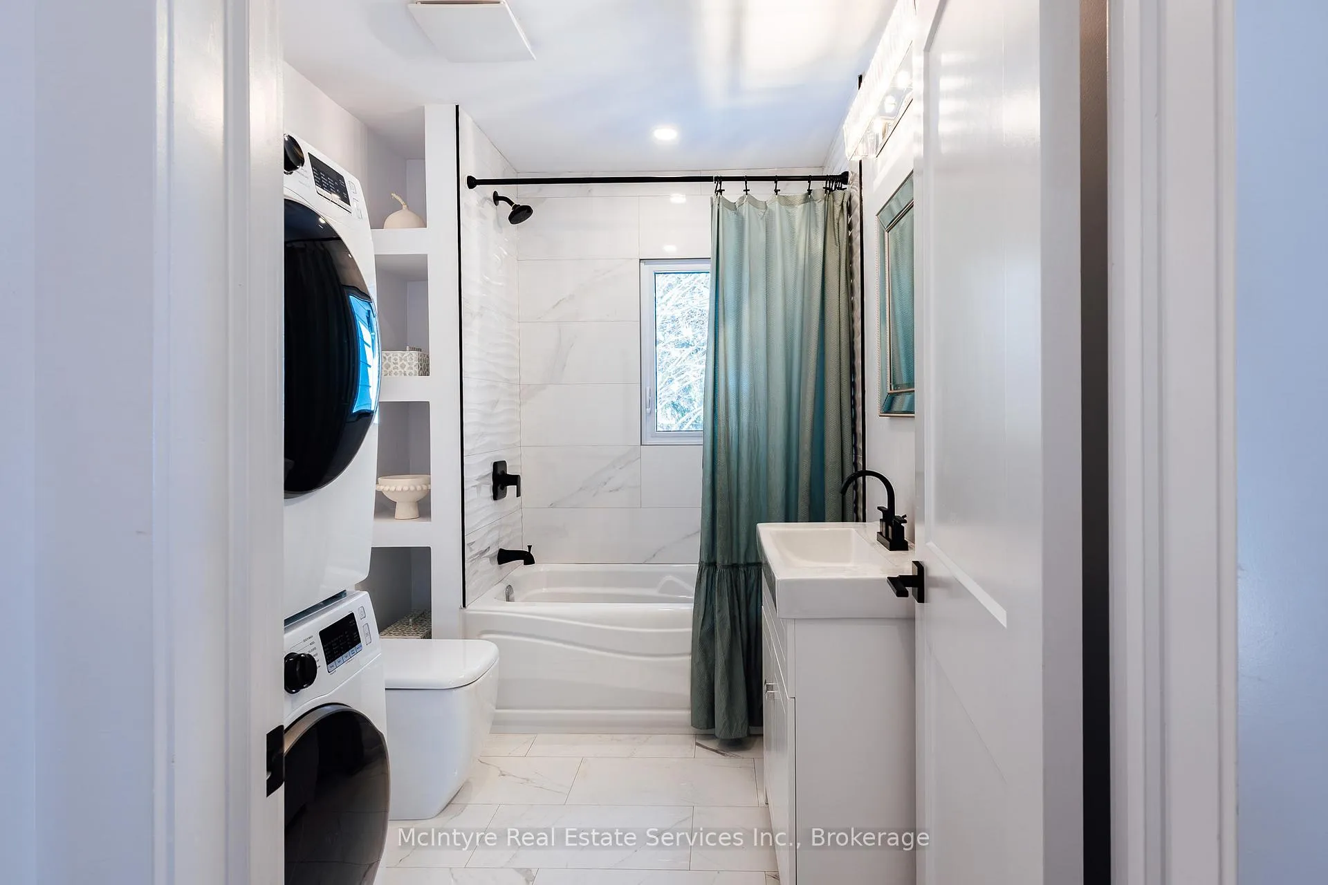Photo 31 of 62 Lang Crescent, Kitchener, Bridgeport — HOMEH
