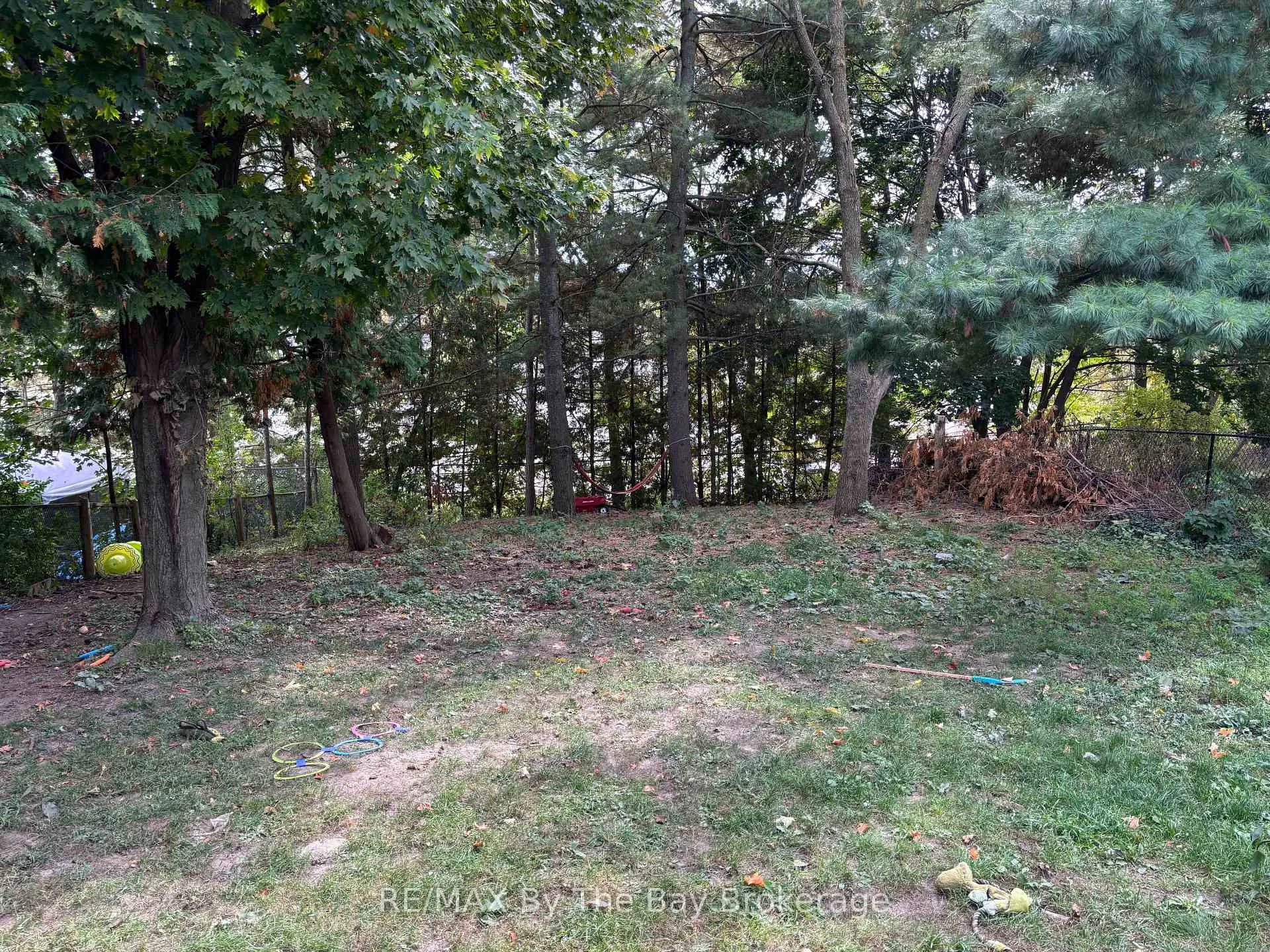 Photo 4 of 317 Hugel Avenue, Midland — HOMEH