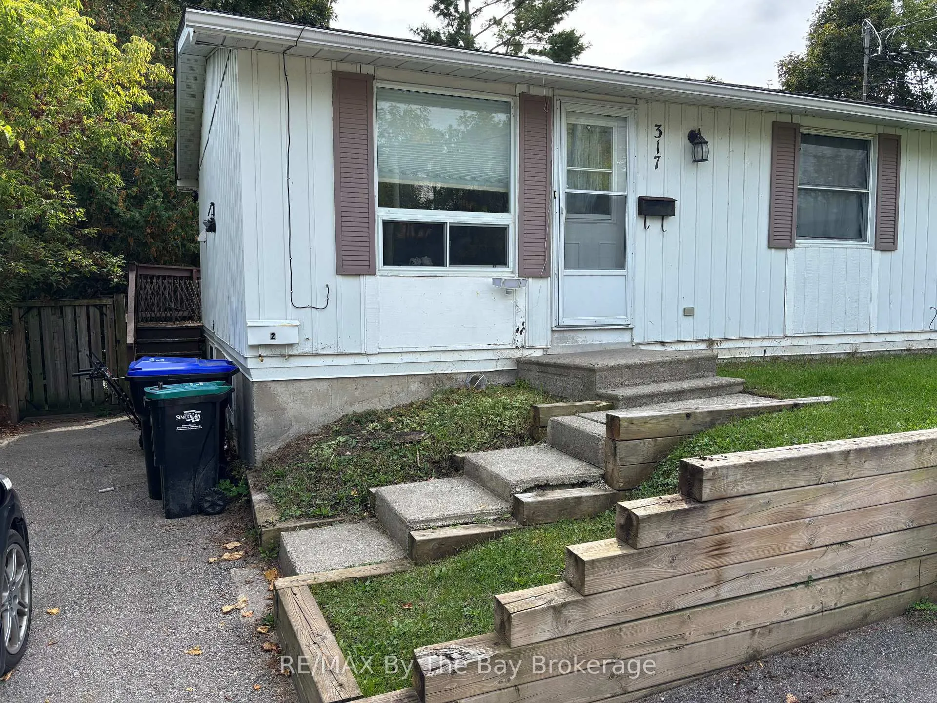 Photo 7 of 317 Hugel Avenue, Midland — HOMEH