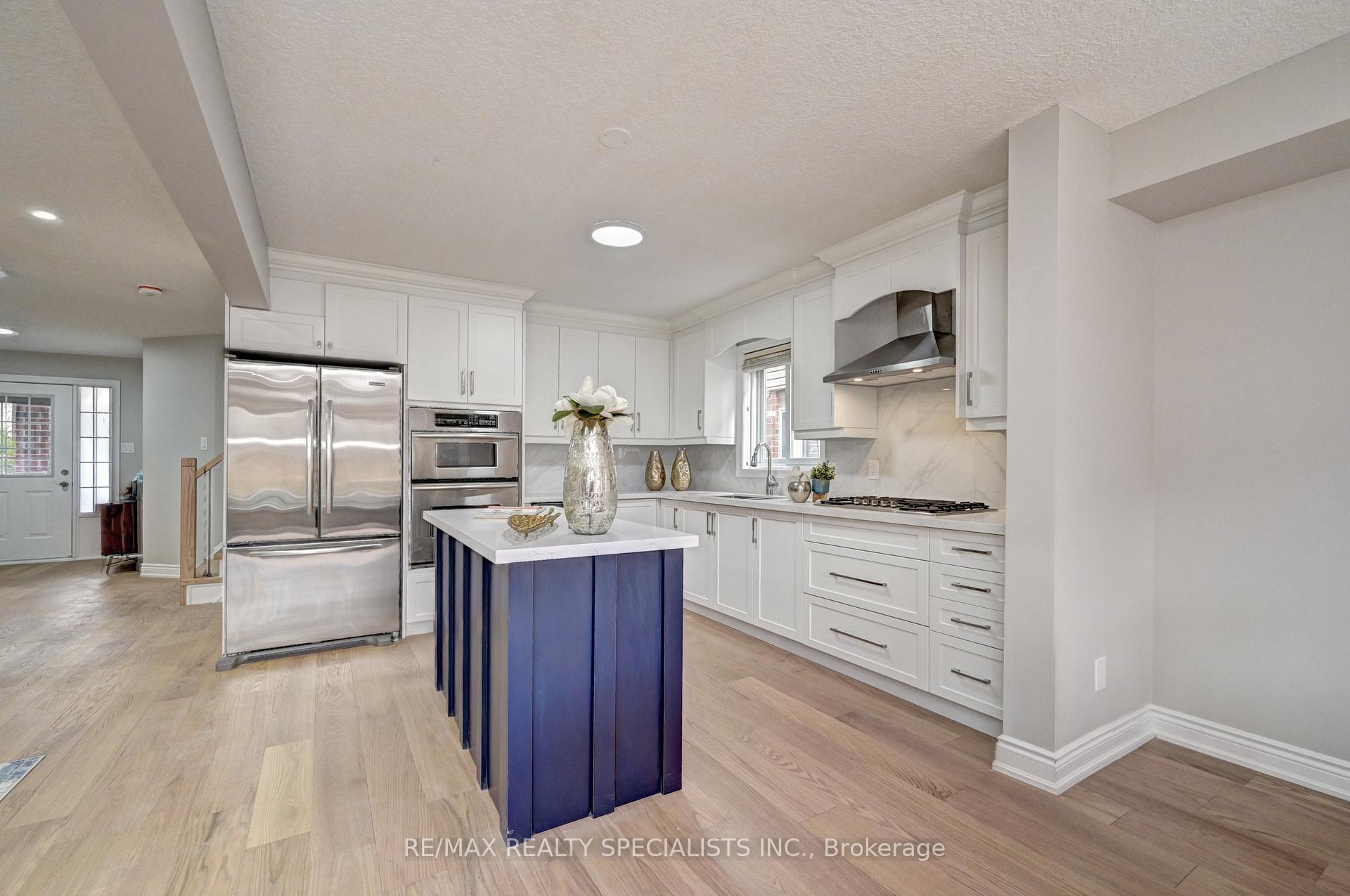 Photo 7 of 42 Bridleridge Street, Kitchener — HOMEH