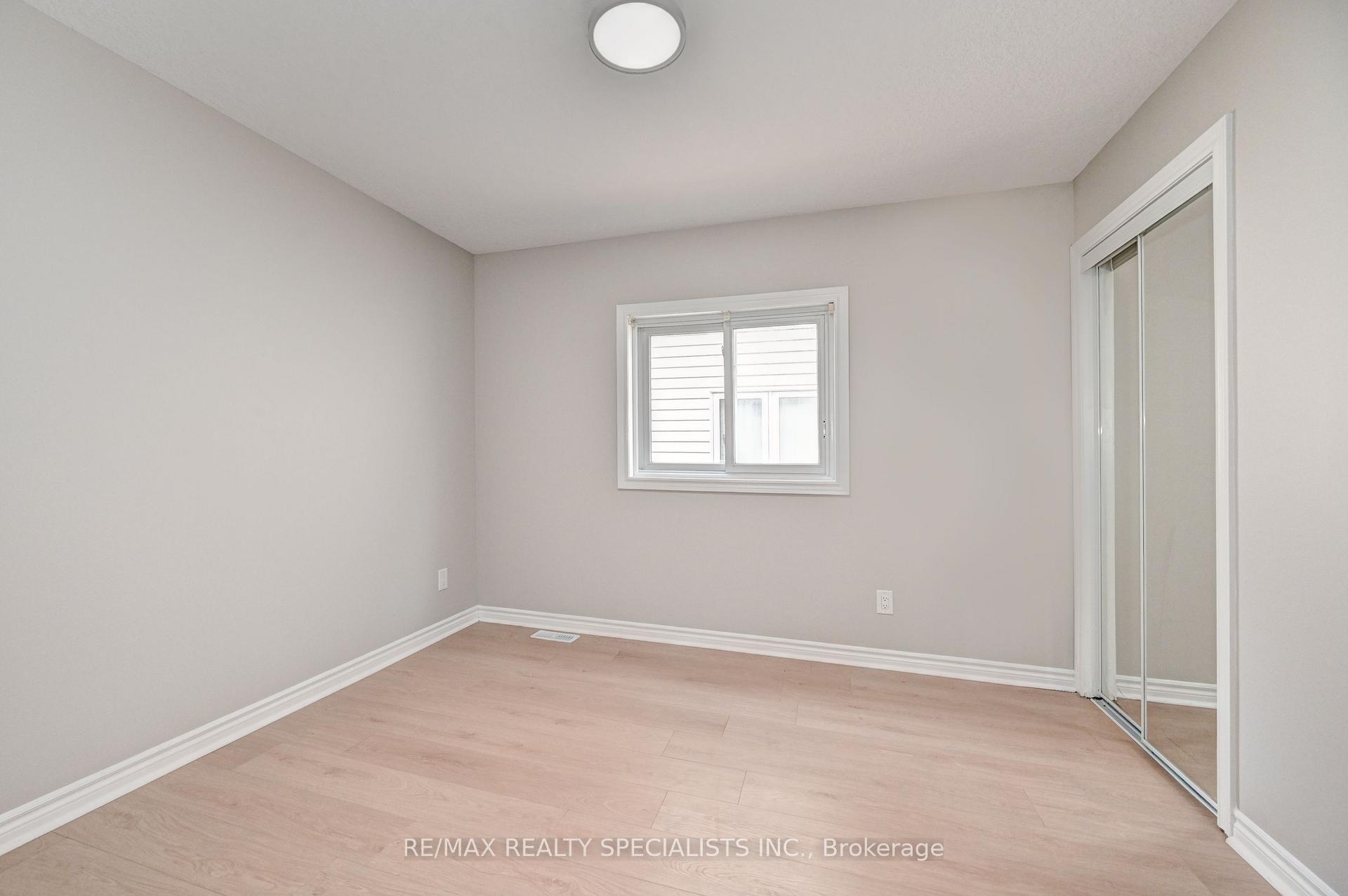 Photo 13 of 42 Bridleridge Street, Kitchener — HOMEH
