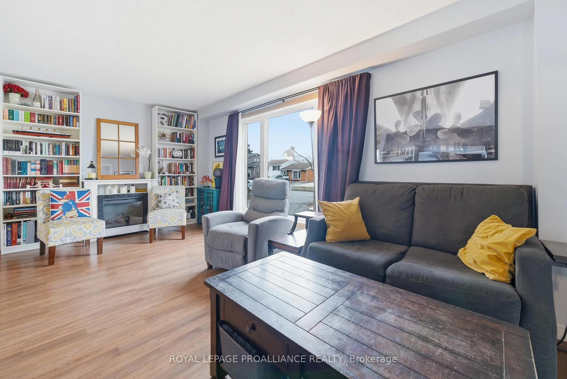Photo 6 of 24 Austin Street, Quinte West, Trenton Ward — HOMEH