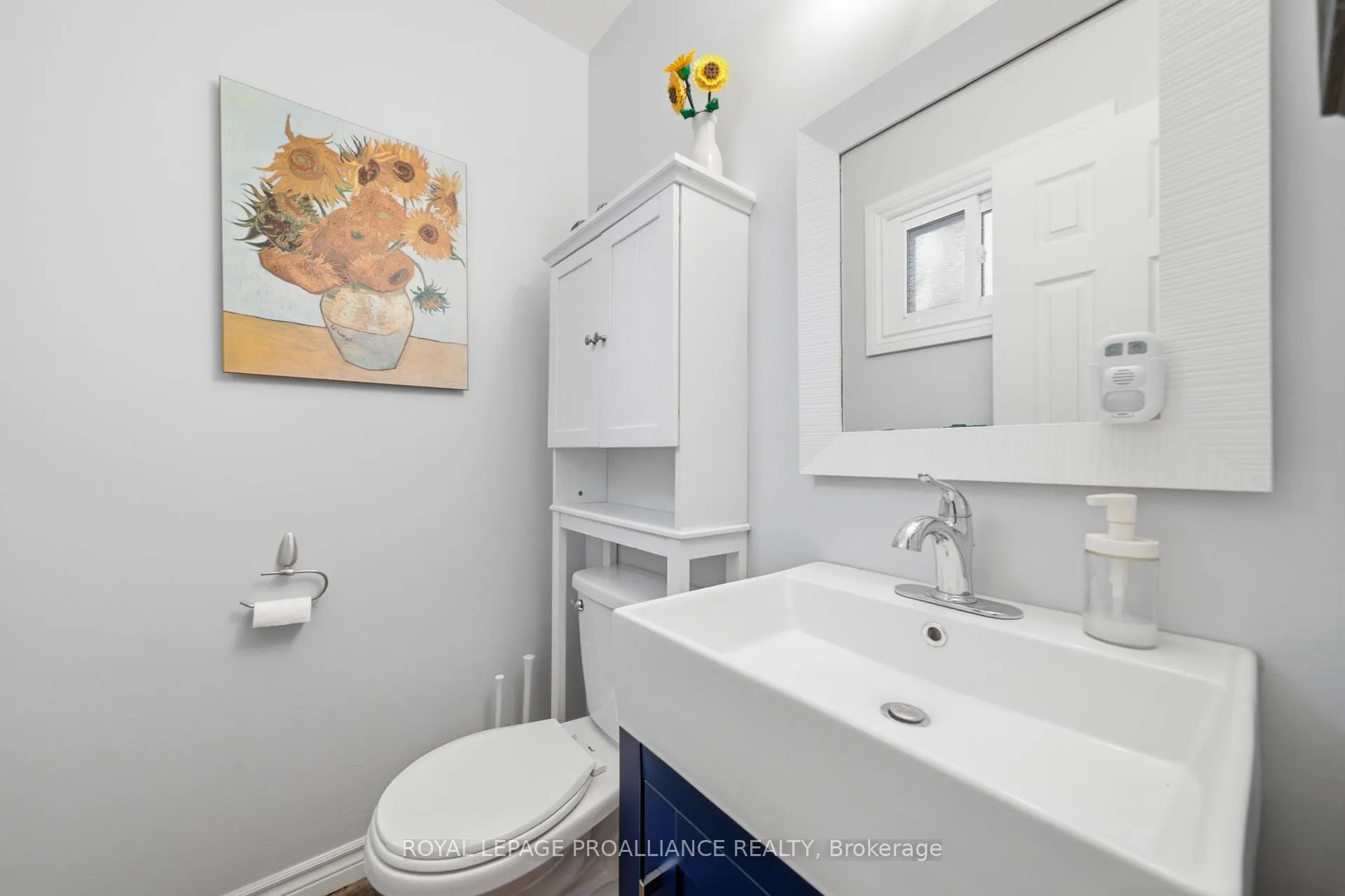 Photo 18 of 24 Austin Street, Quinte West, Trenton Ward — HOMEH