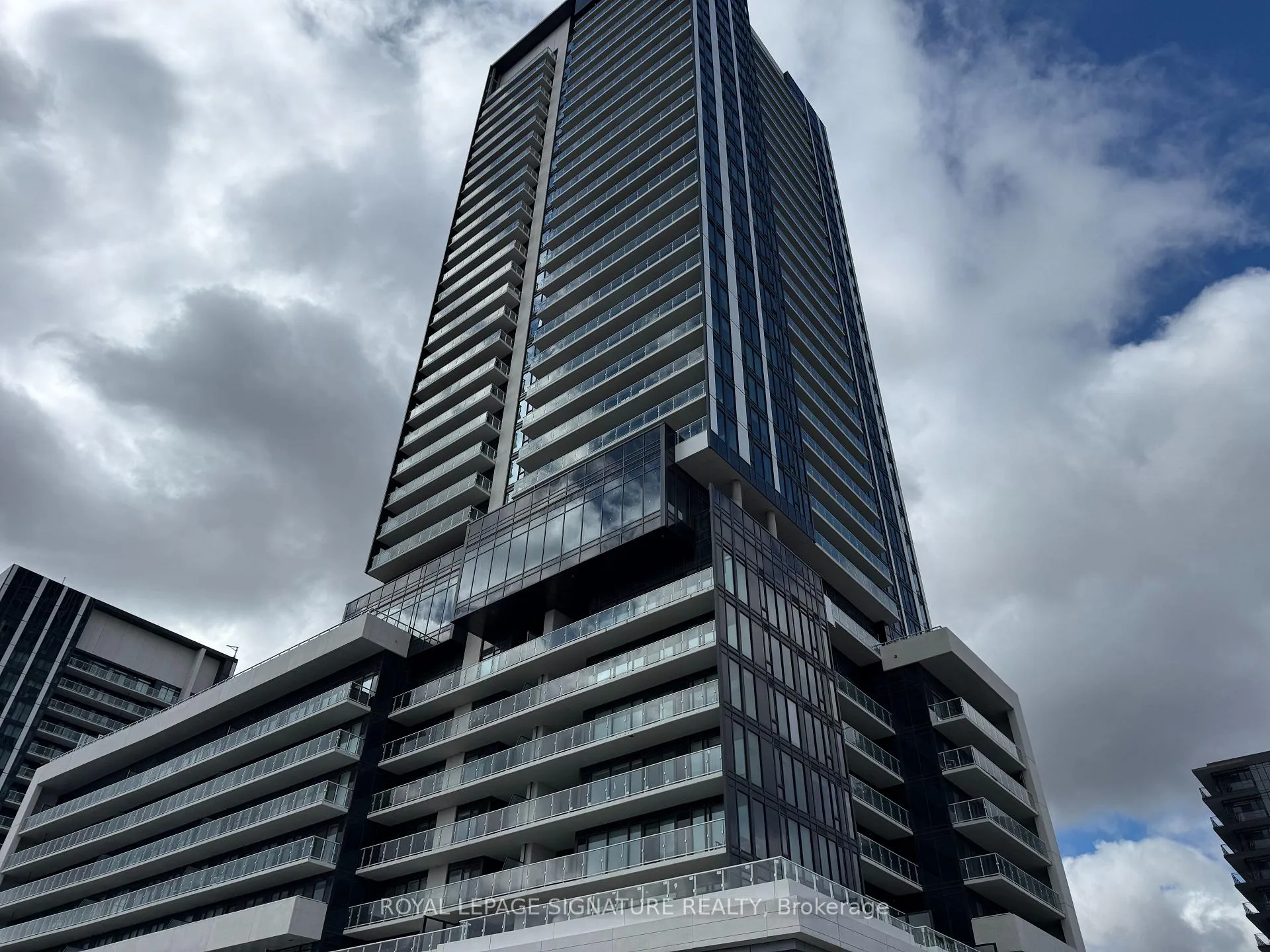 Photo 2 of Unit 2009, 50 O'Neill Road, North York, Banbury-Don Mills — HOMEH