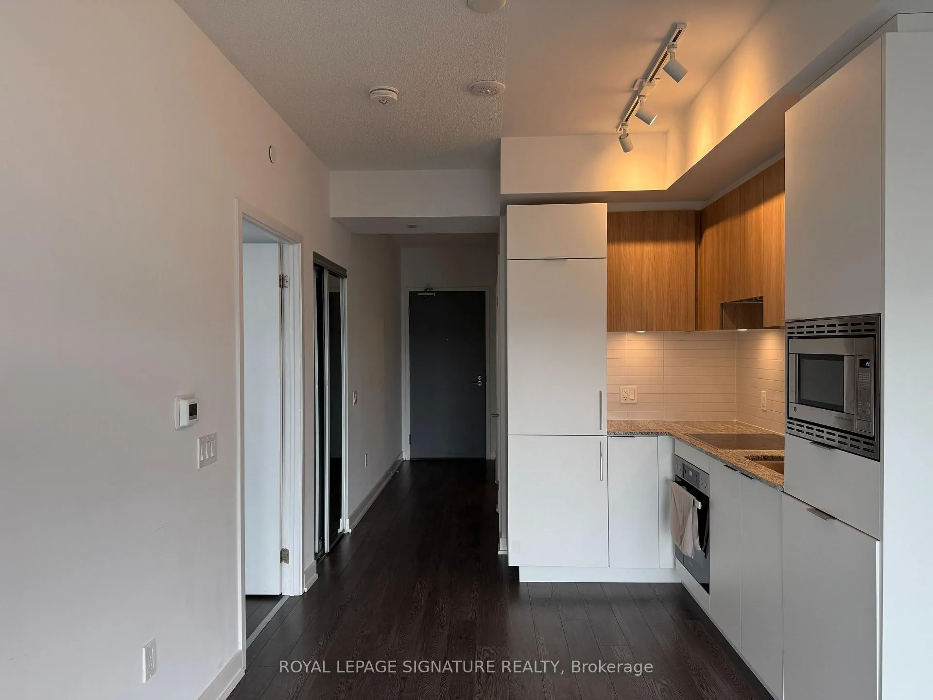 Photo 11 of Unit 2009, 50 O'Neill Road, North York, Banbury-Don Mills — HOMEH