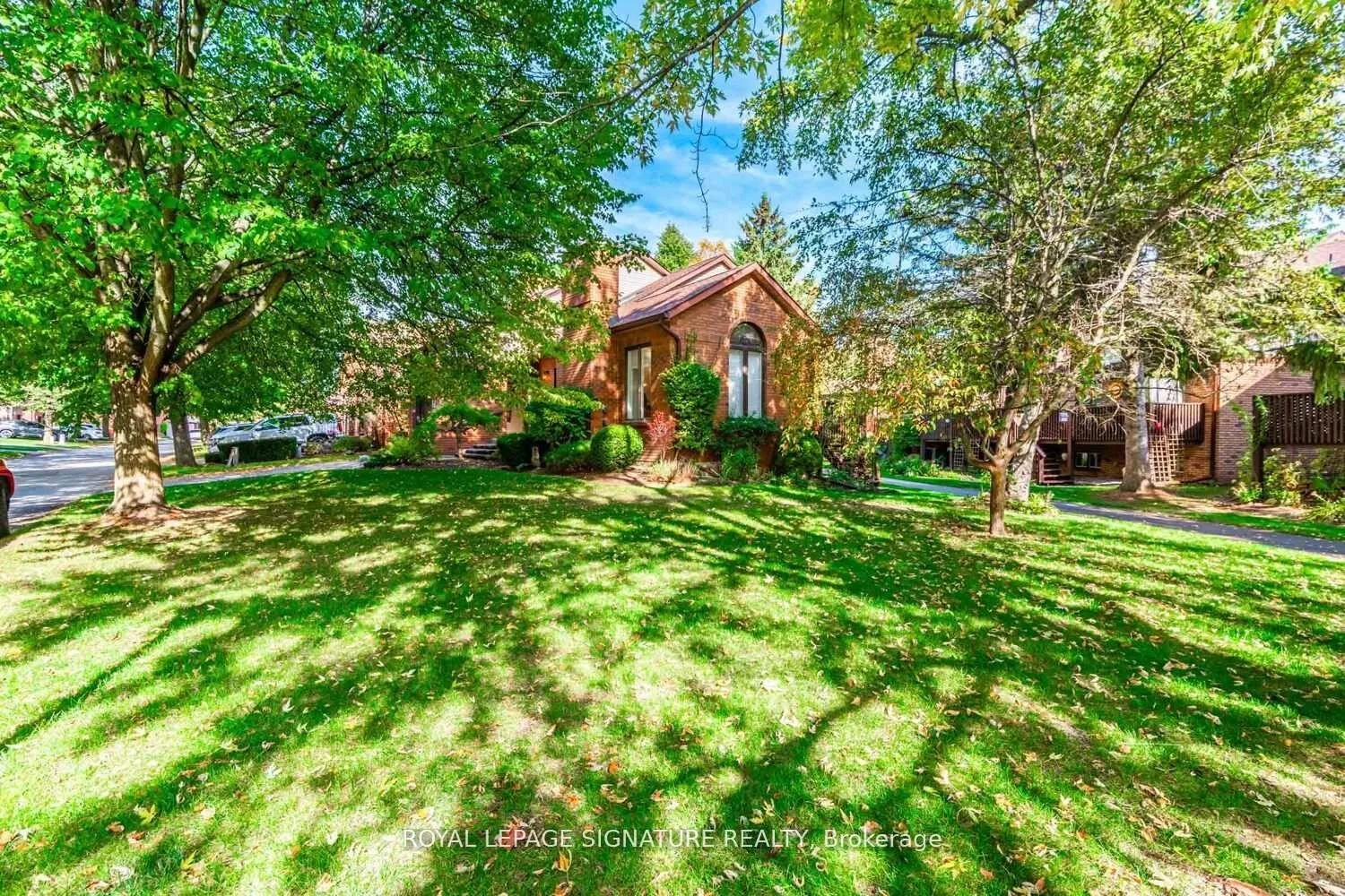 Photo 1 of 25 Riverview Road, New Tecumseth, Rural New Tecumseth — HOMEH