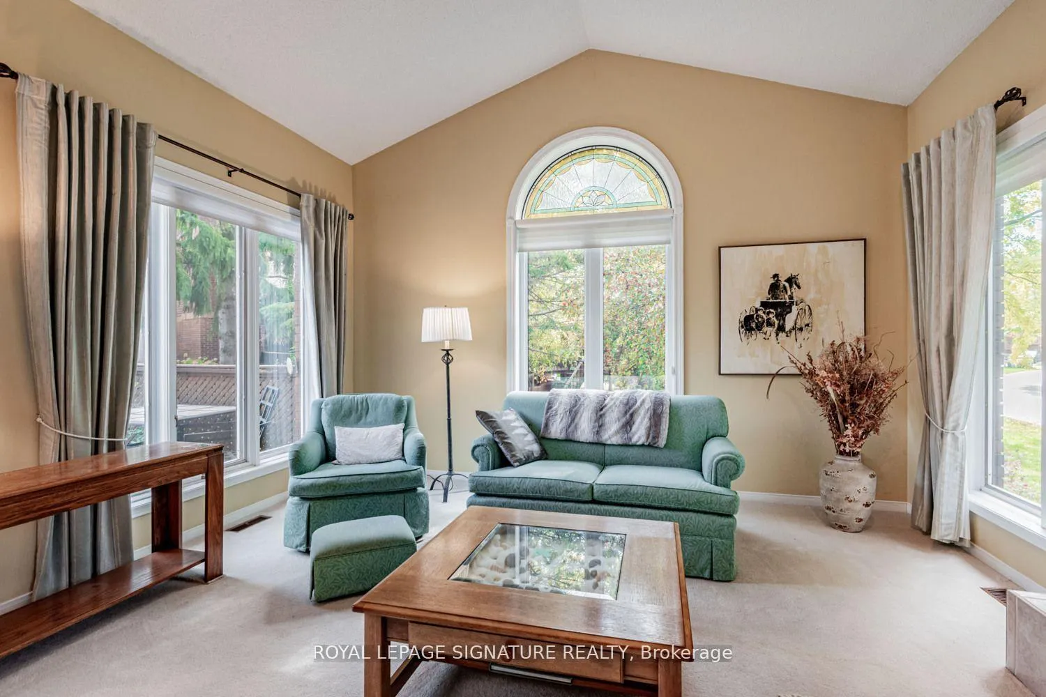 Photo 6 of 25 Riverview Road, New Tecumseth, Rural New Tecumseth — HOMEH