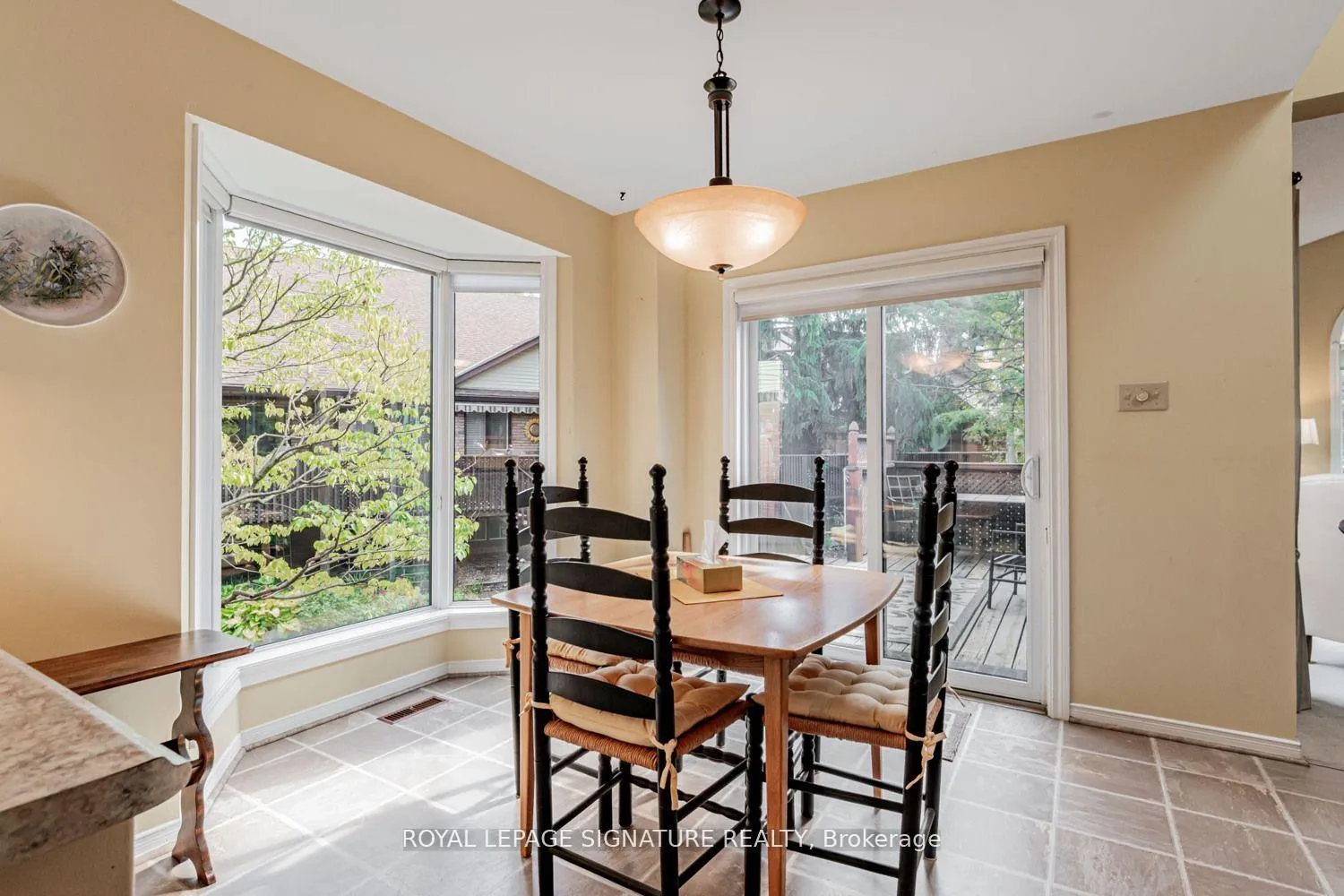 Photo 10 of 25 Riverview Road, New Tecumseth, Rural New Tecumseth — HOMEH