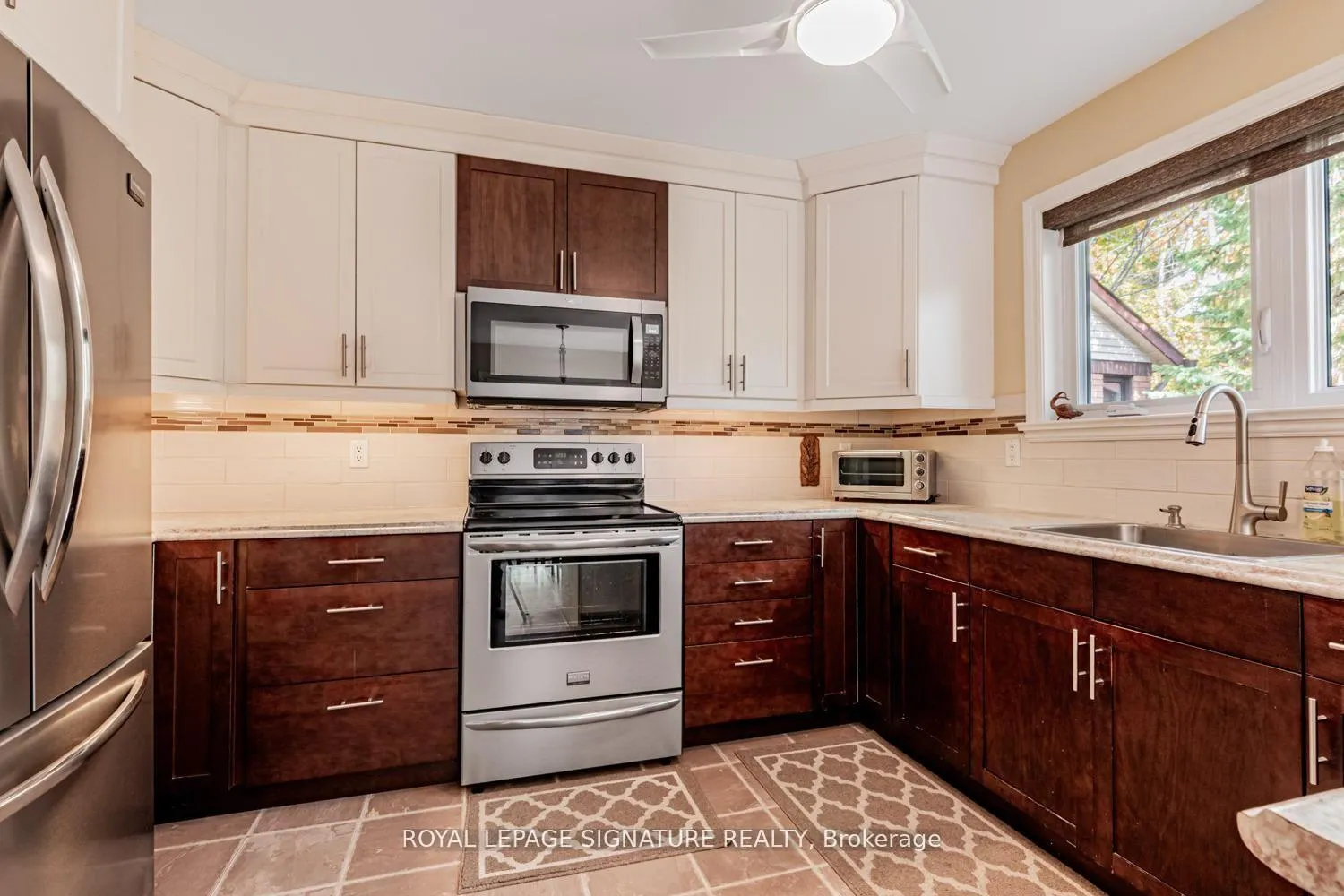 Photo 12 of 25 Riverview Road, New Tecumseth, Rural New Tecumseth — HOMEH