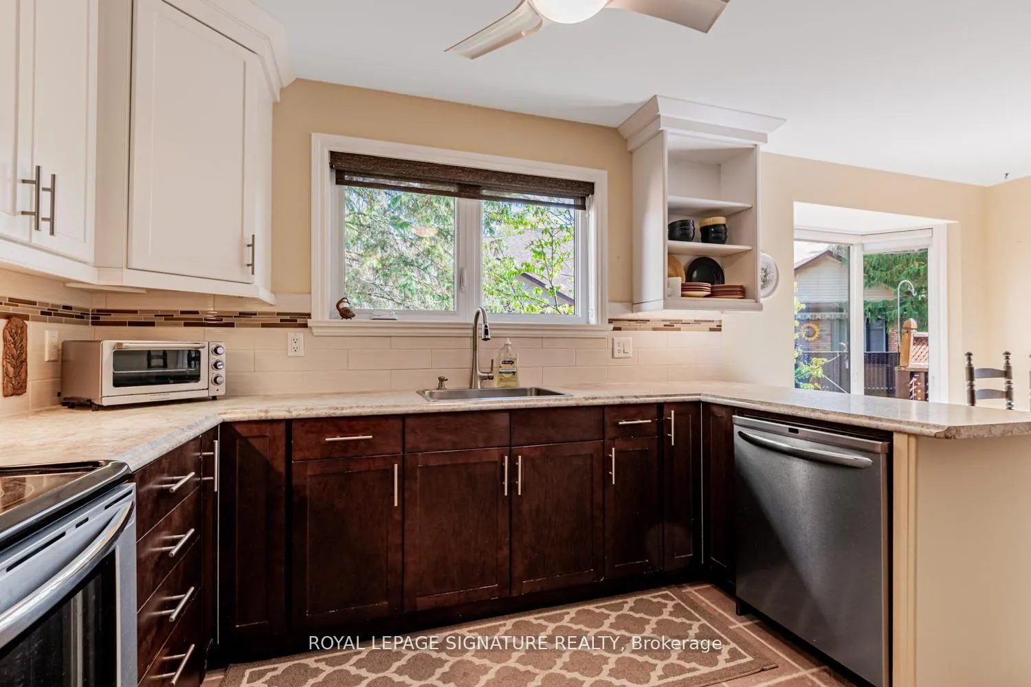 Photo 13 of 25 Riverview Road, New Tecumseth, Rural New Tecumseth — HOMEH