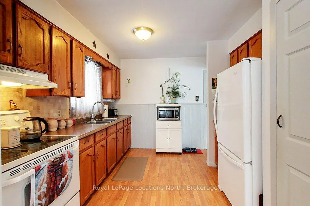 Photo 18 of 56 Lorne Avenue, Collingwood — HOMEH