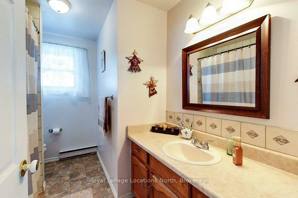 Photo 19 of 56 Lorne Avenue, Collingwood — HOMEH