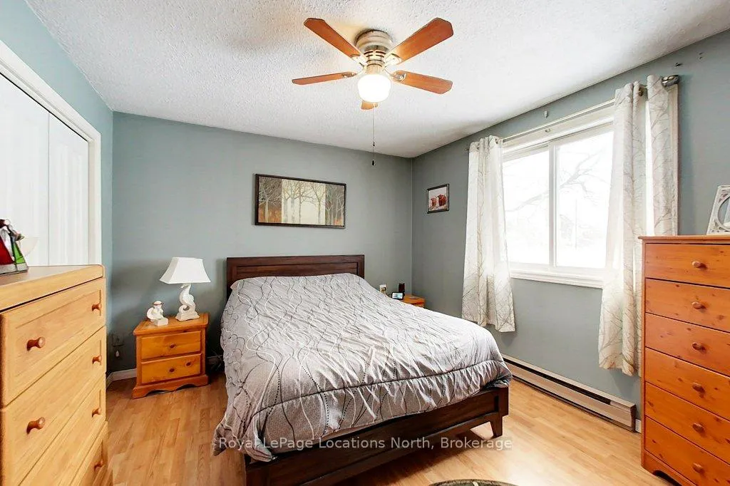 Photo 22 of 56 Lorne Avenue, Collingwood — HOMEH