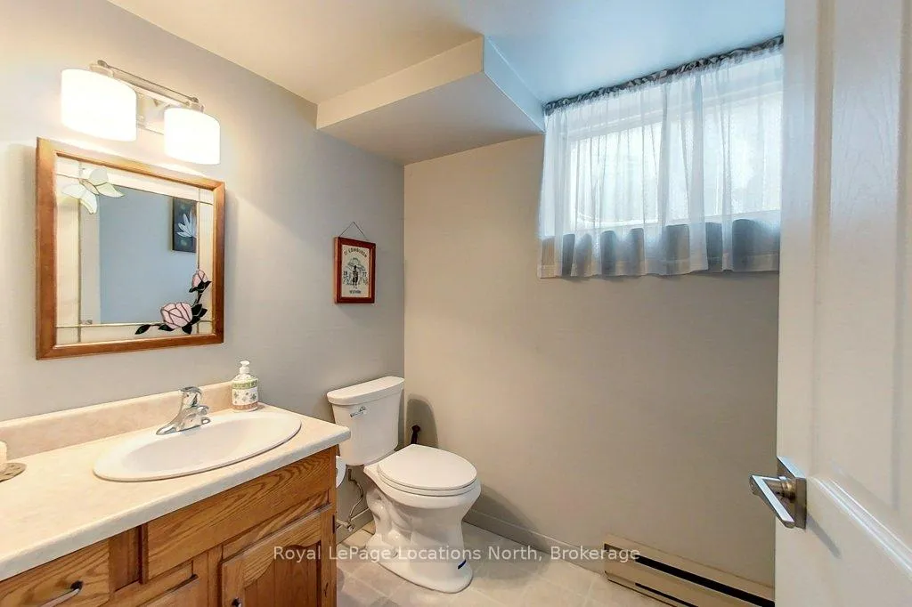 Photo 33 of 56 Lorne Avenue, Collingwood — HOMEH