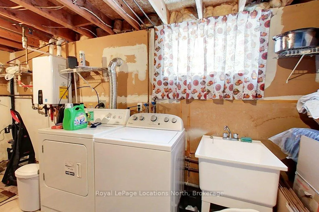 Photo 36 of 56 Lorne Avenue, Collingwood — HOMEH