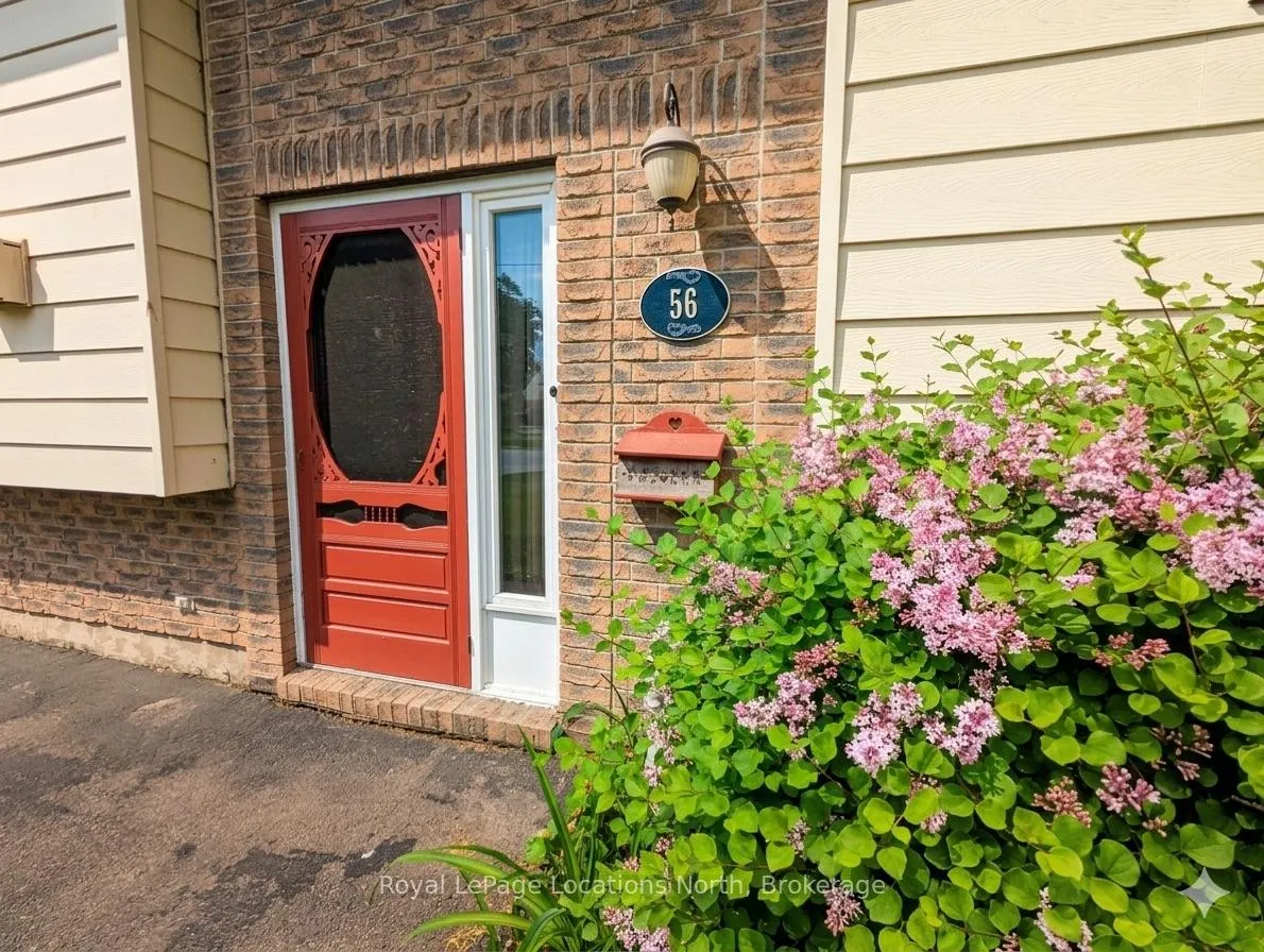 Photo 2 of 56 Lorne Avenue, Collingwood — HOMEH