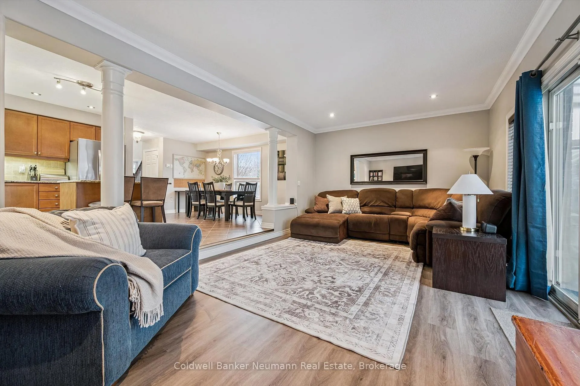 Photo 7 of 150 Lynch Circle, Guelph, Pineridge/Westminster Woods — HOMEH