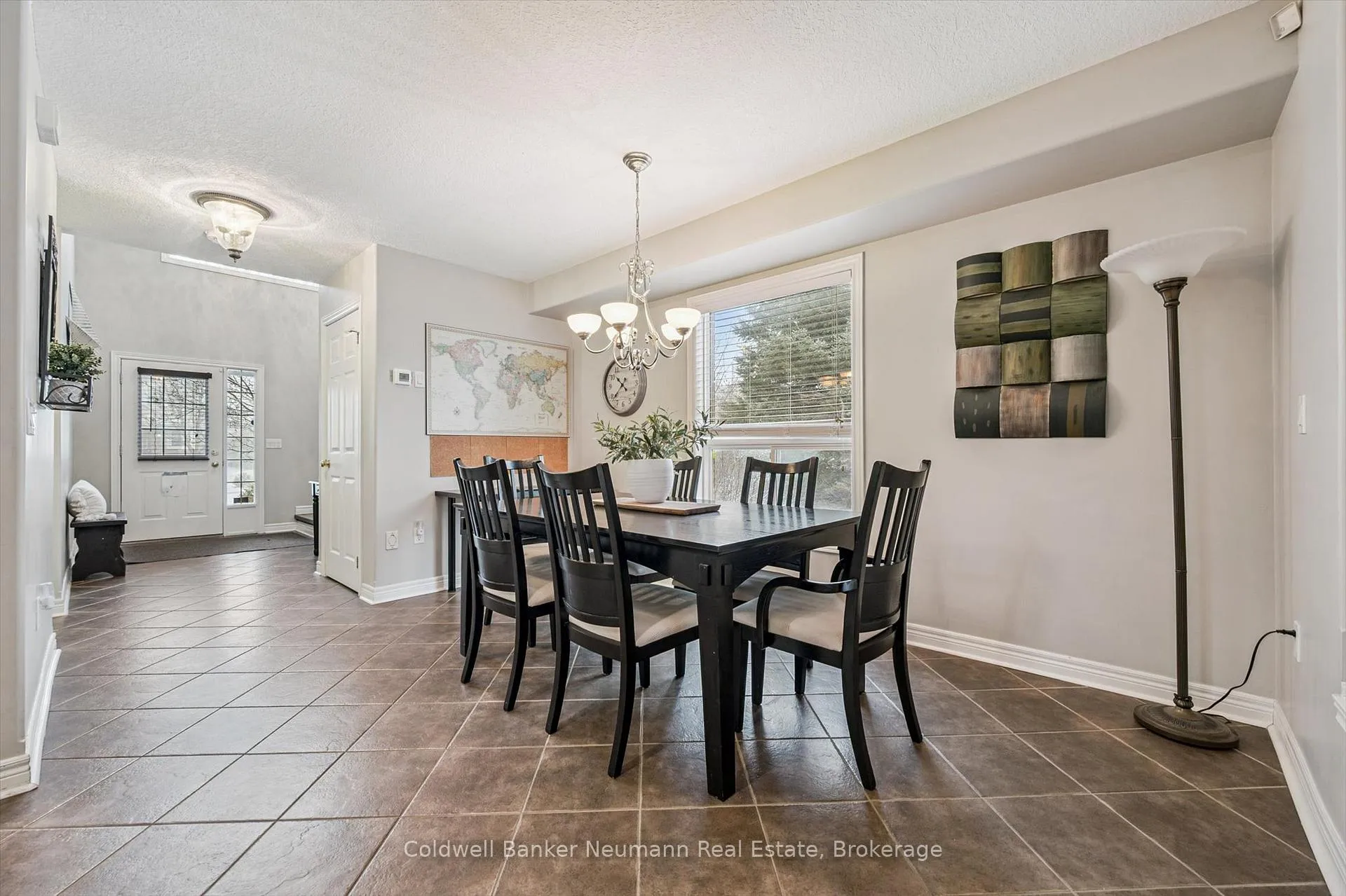 Photo 18 of 150 Lynch Circle, Guelph, Pineridge/Westminster Woods — HOMEH