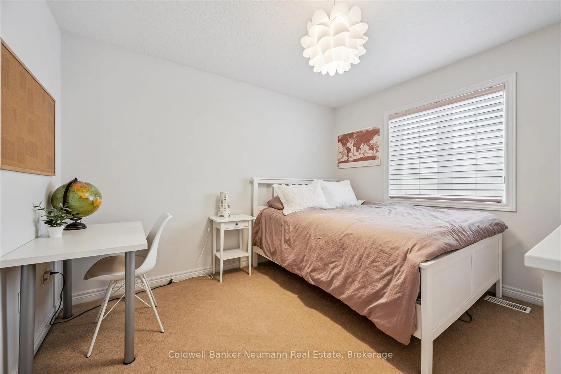 Photo 26 of 150 Lynch Circle, Guelph, Pineridge/Westminster Woods — HOMEH