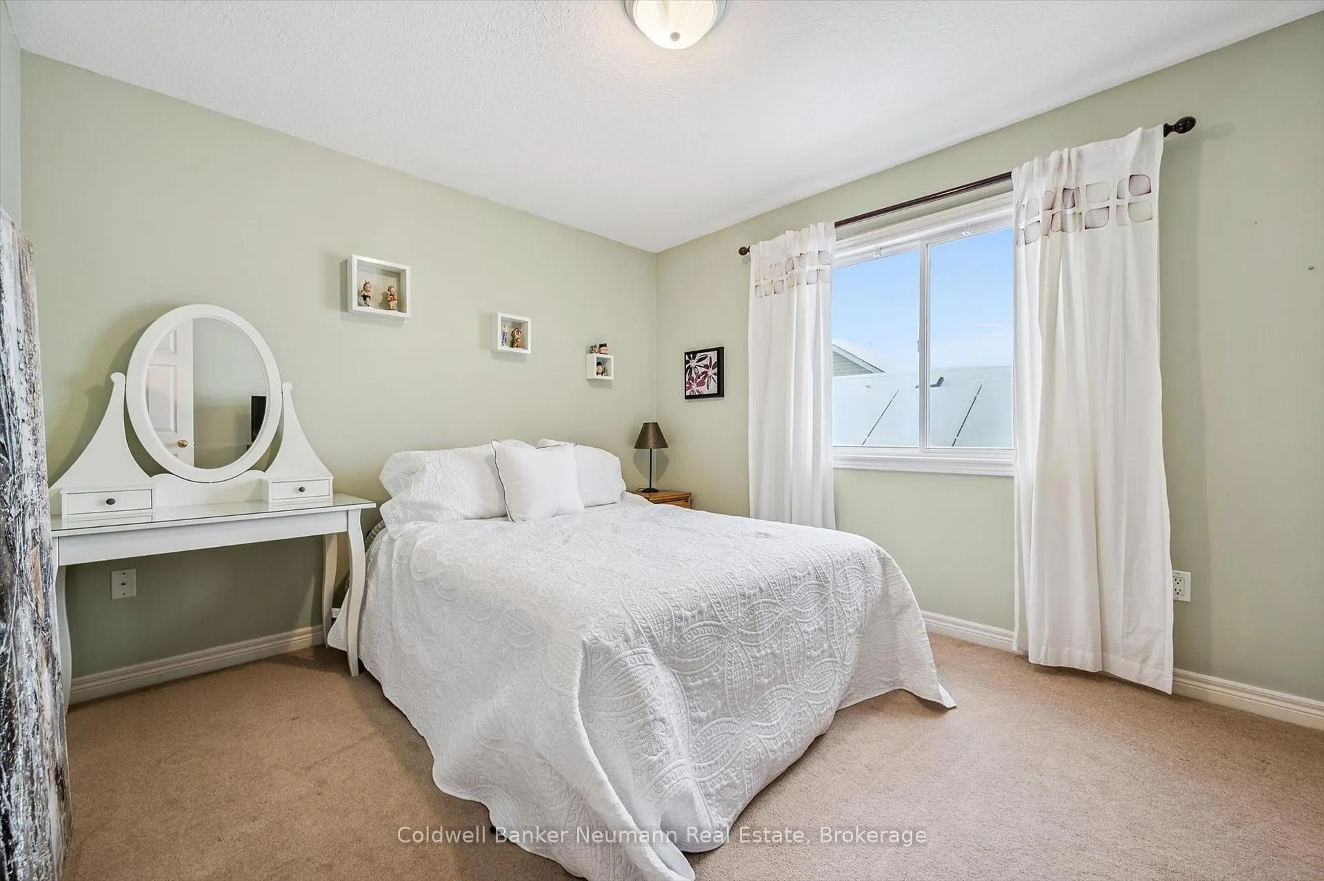 Photo 27 of 150 Lynch Circle, Guelph, Pineridge/Westminster Woods — HOMEH