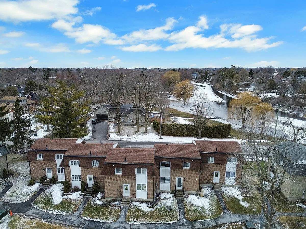 Photo 2 of Unit 15, 68 King Street, Ottawa, Richmond — HOMEH