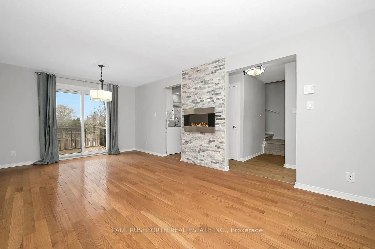 Photo 9 of Unit 15, 68 King Street, Ottawa, Richmond — HOMEH