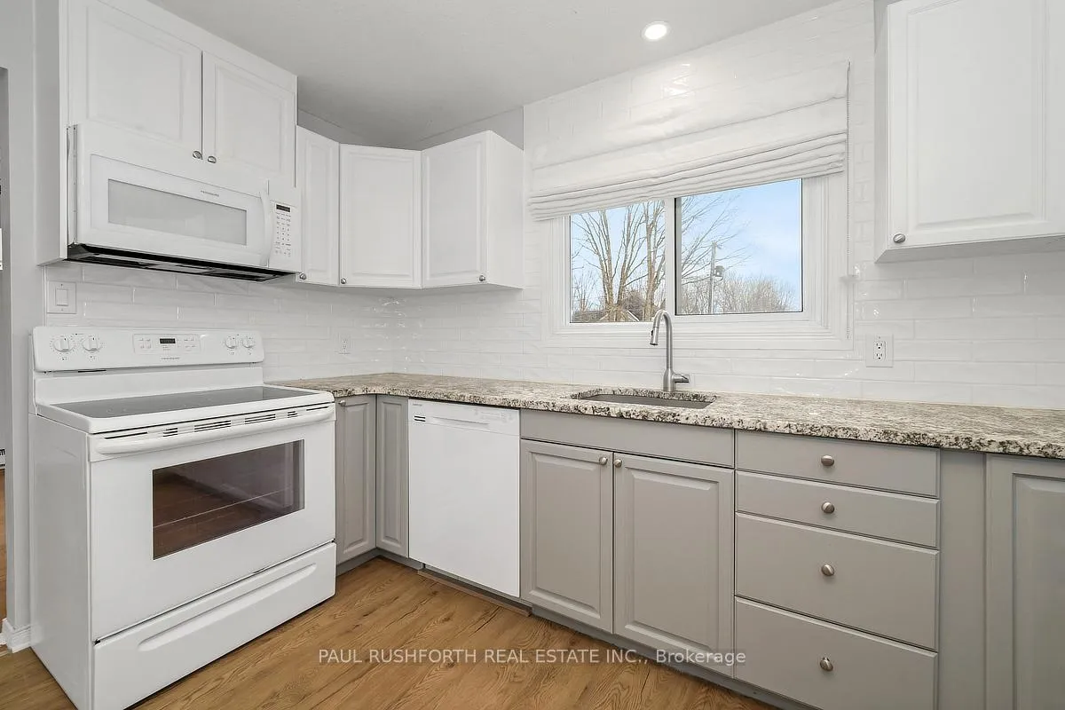Photo 16 of Unit 15, 68 King Street, Ottawa, Richmond — HOMEH