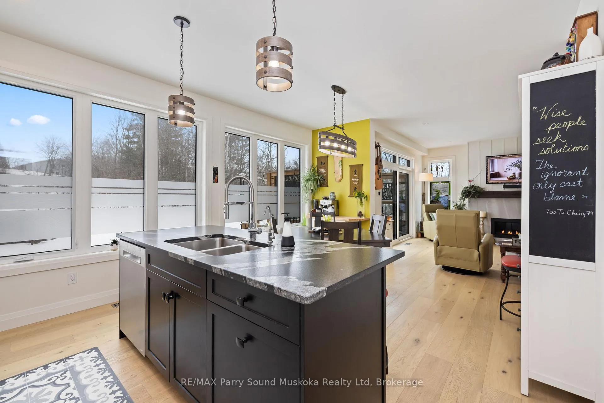 Photo 5 of 44 Dennis Drive, Parry Sound — HOMEH