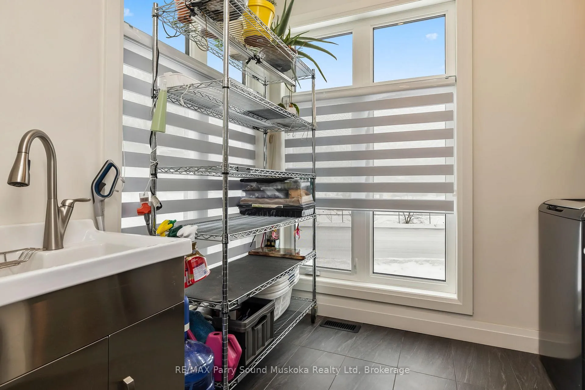 Photo 14 of 44 Dennis Drive, Parry Sound — HOMEH