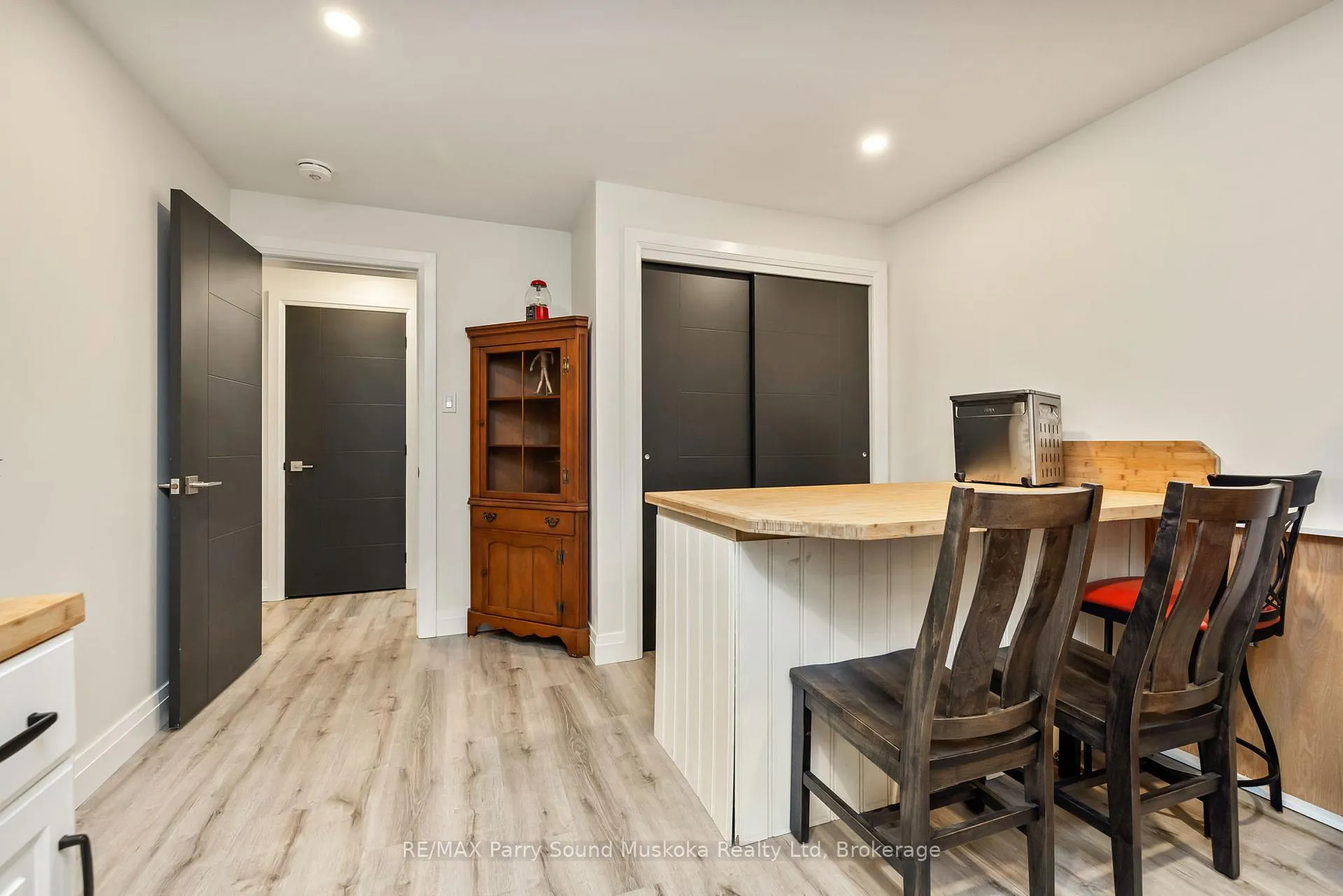 Photo 30 of 44 Dennis Drive, Parry Sound — HOMEH