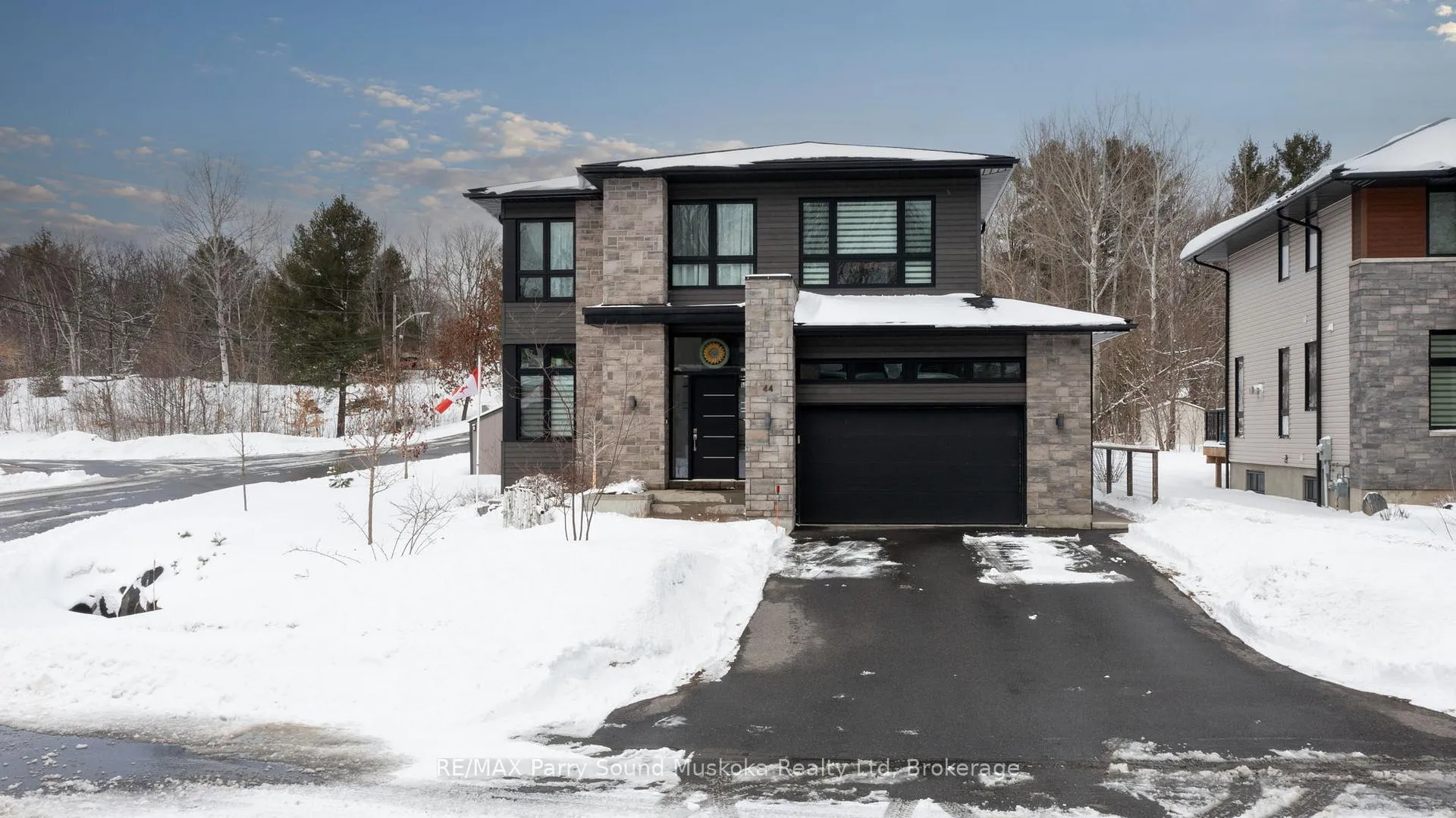Photo 34 of 44 Dennis Drive, Parry Sound — HOMEH