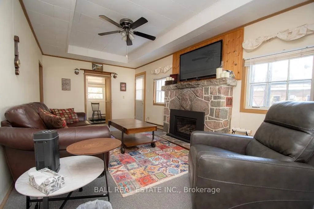 Photo 5 of 2077 White Lake Road W, Douro-Dummer — HOMEH
