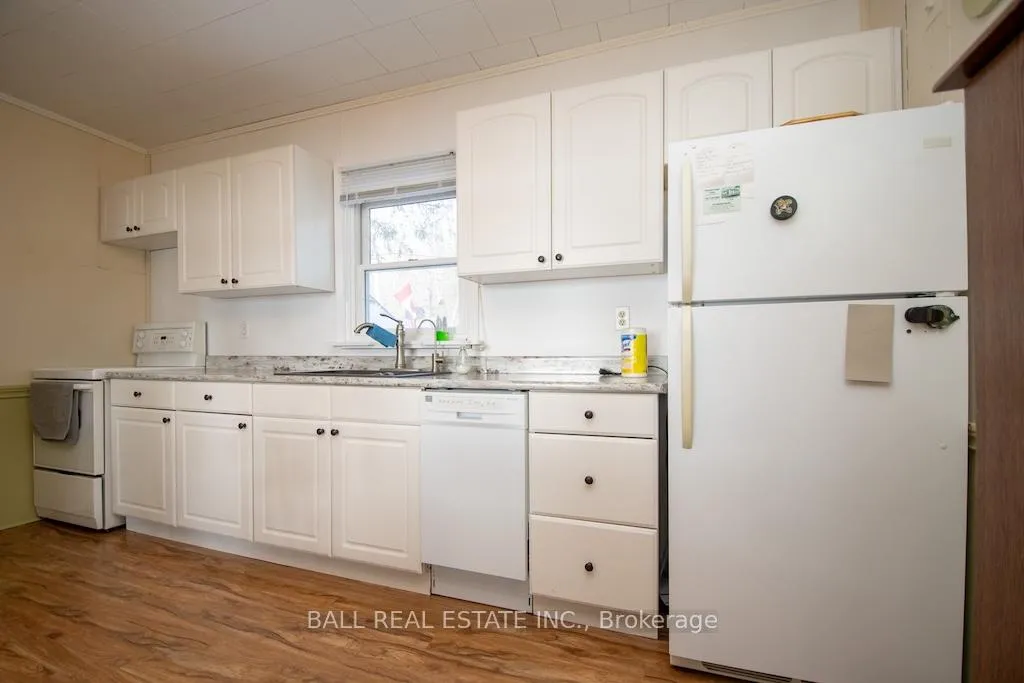 Photo 10 of 2077 White Lake Road W, Douro-Dummer — HOMEH