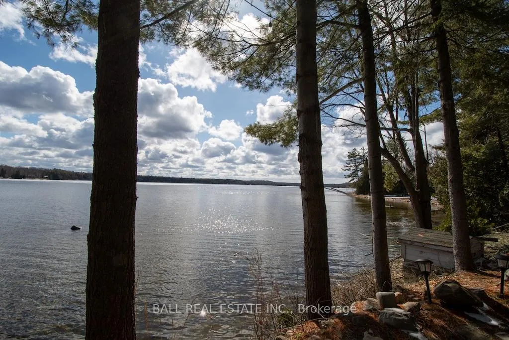 Photo 27 of 2077 White Lake Road W, Douro-Dummer — HOMEH