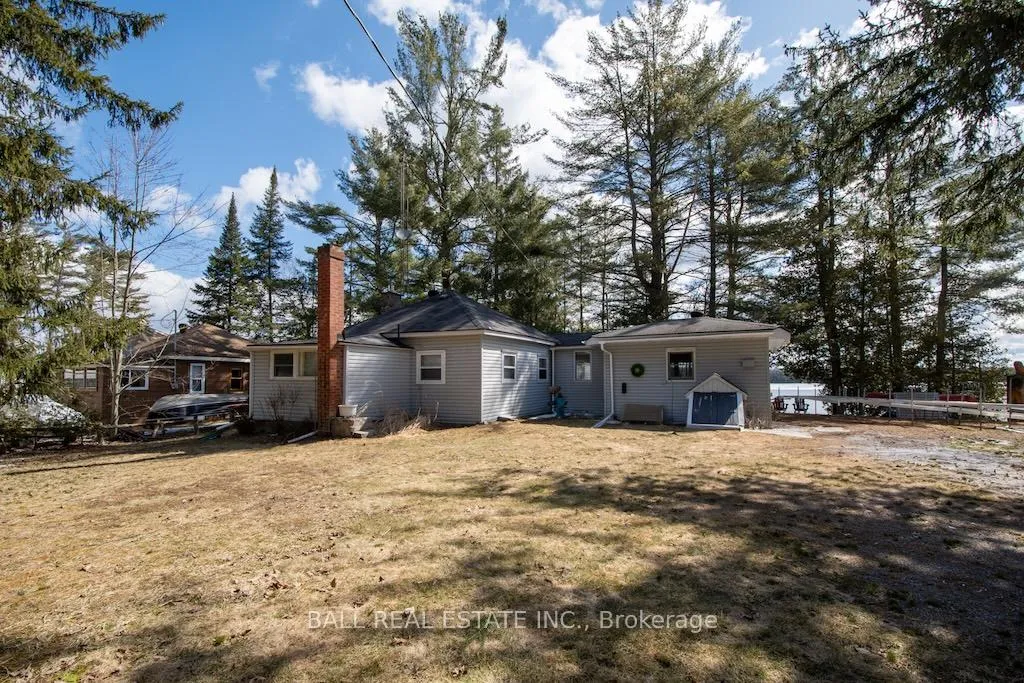 Photo 28 of 2077 White Lake Road W, Douro-Dummer — HOMEH