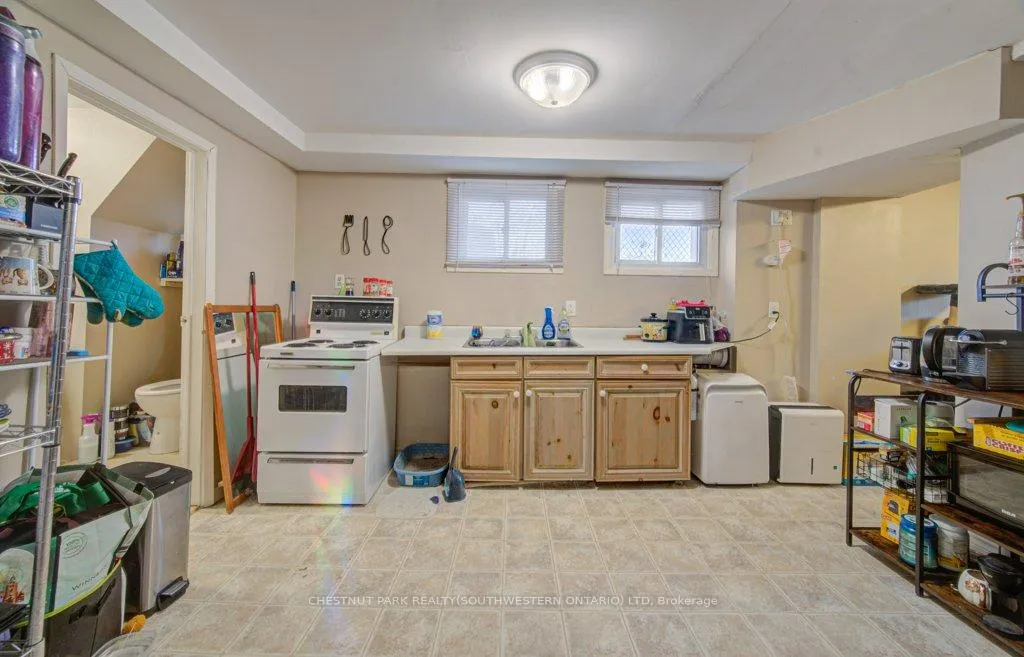 Photo 25 of 133 Darling Street, Brantford — HOMEH