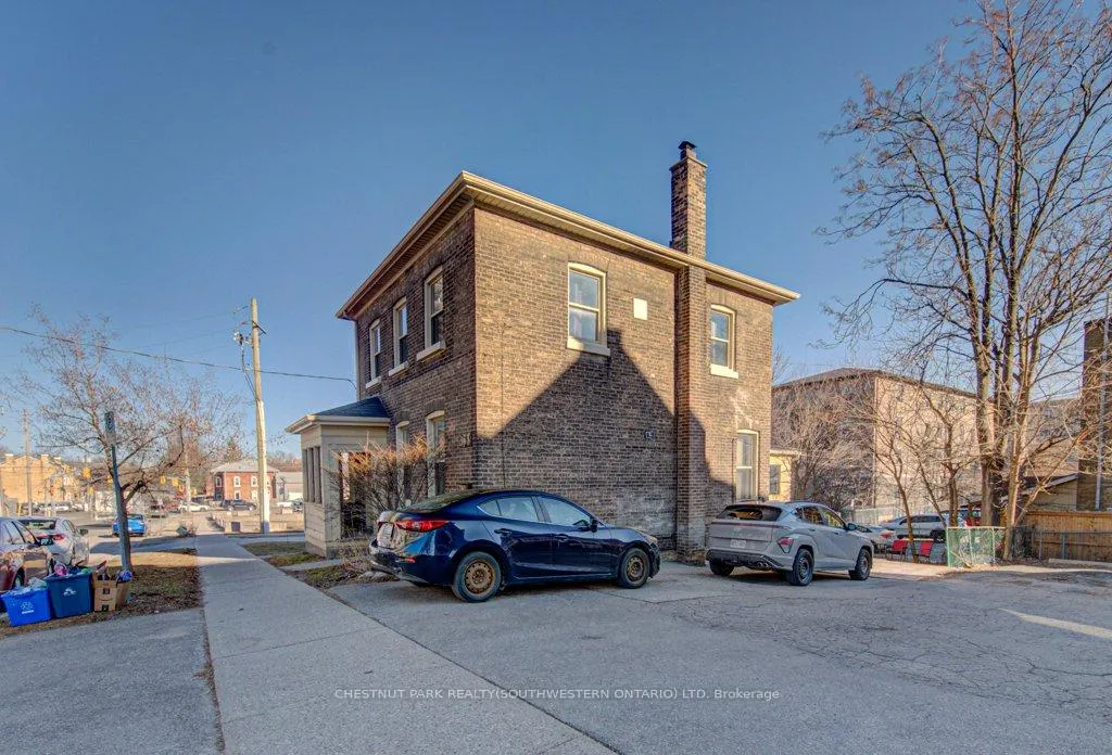 Photo 33 of 133 Darling Street, Brantford — HOMEH