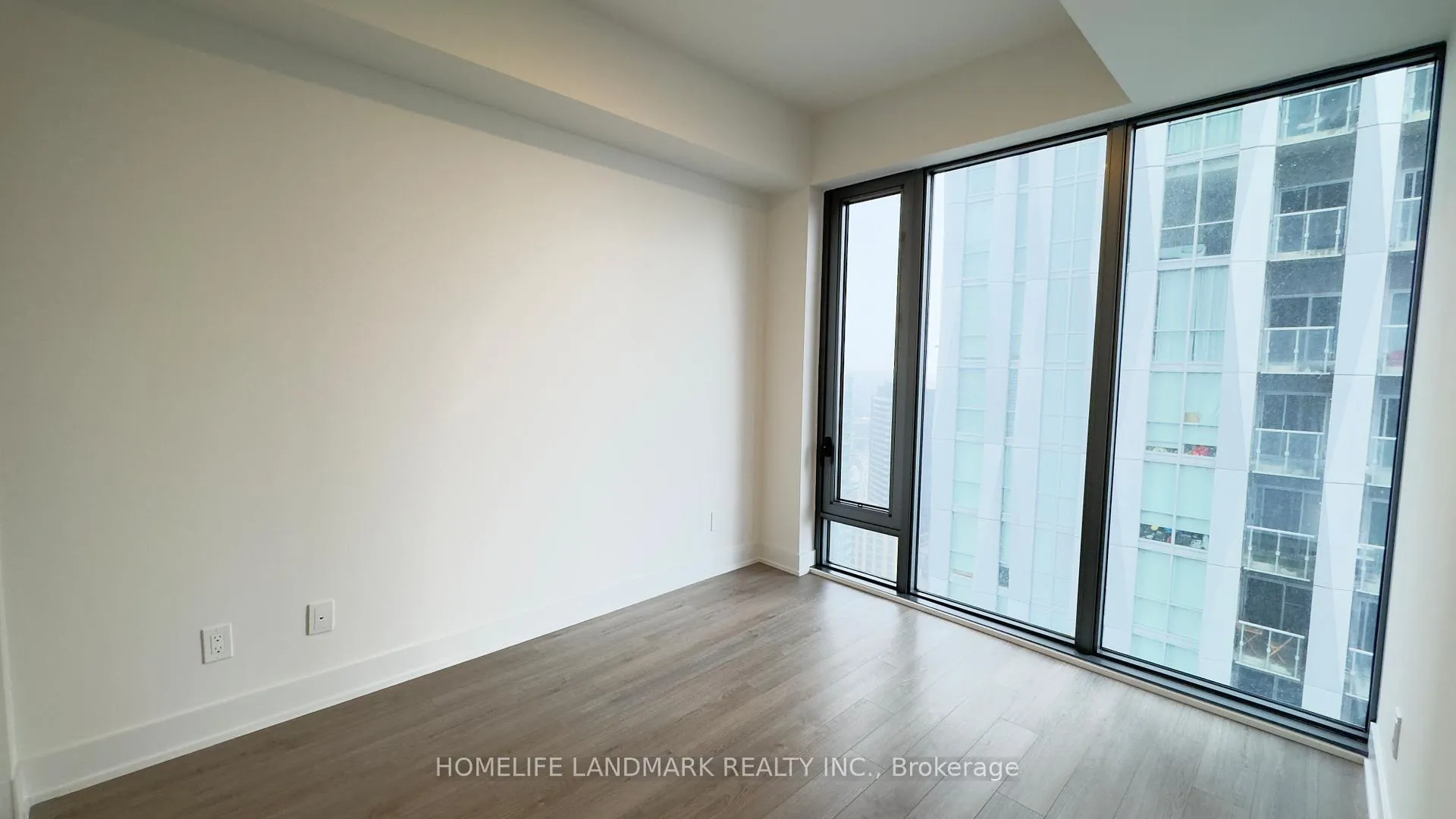 Photo 8 of Unit 3108, 8 Cumberland Street, Toronto, The Annex — HOMEH