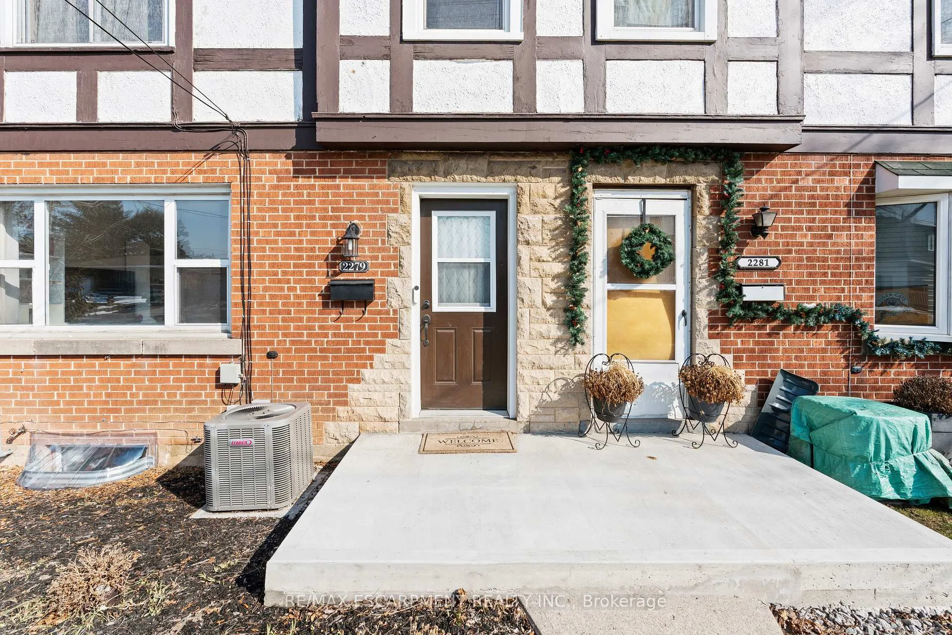 Photo 5 of 2279 King Street E, Hamilton, Glenview — HOMEH