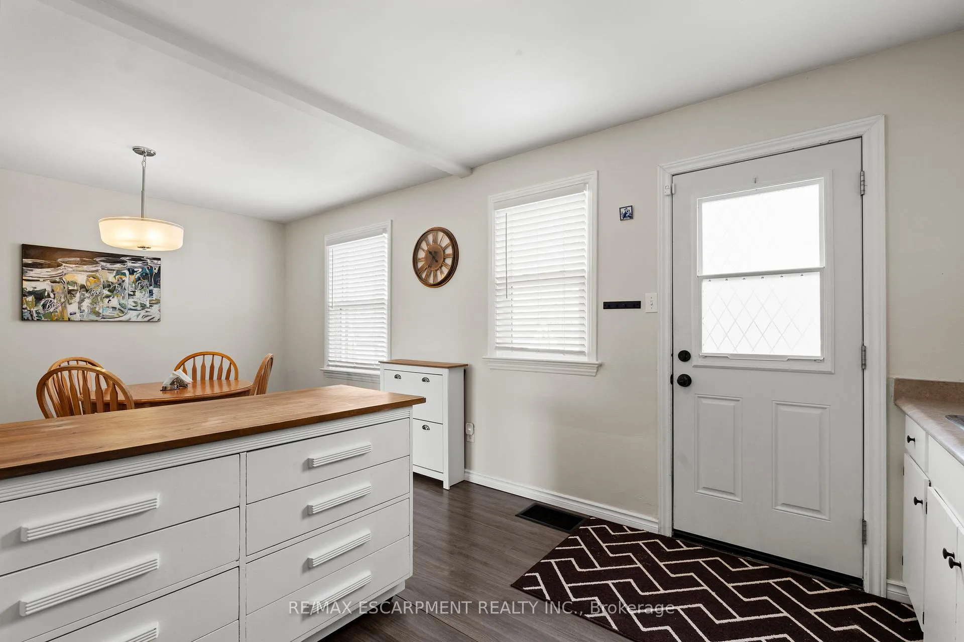 Photo 15 of 2279 King Street E, Hamilton, Glenview — HOMEH